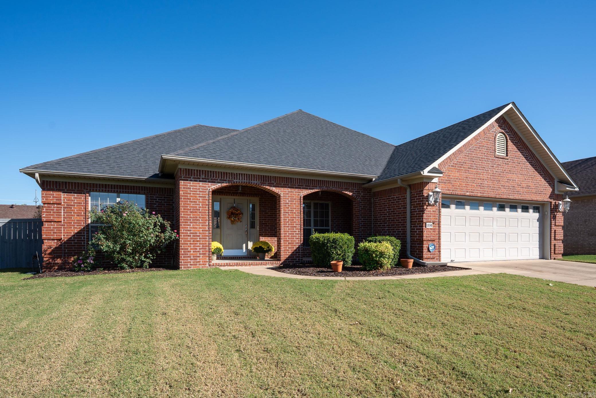 1330 Crosspoint Road