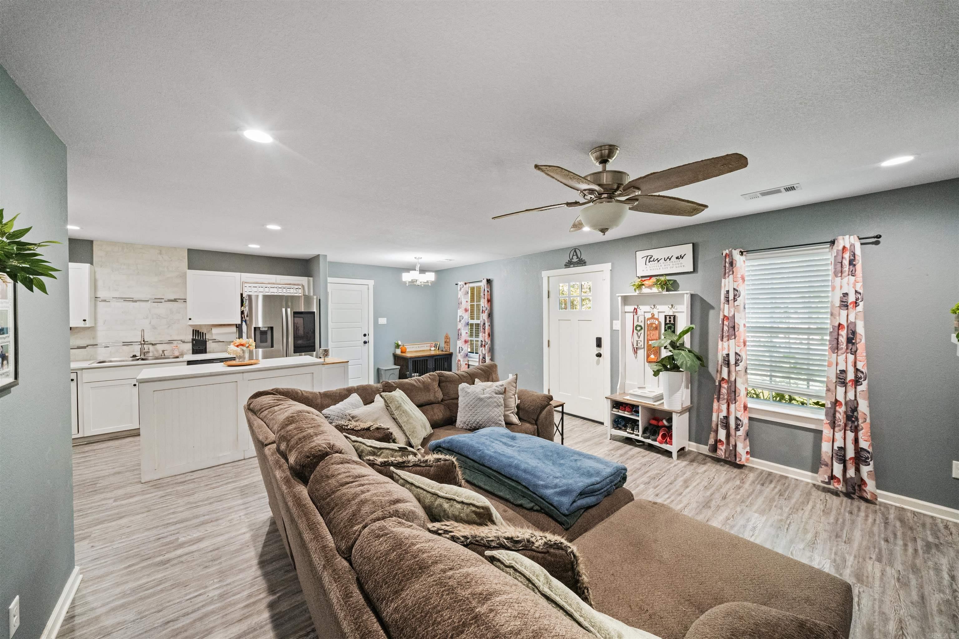 303 DOBBS Street