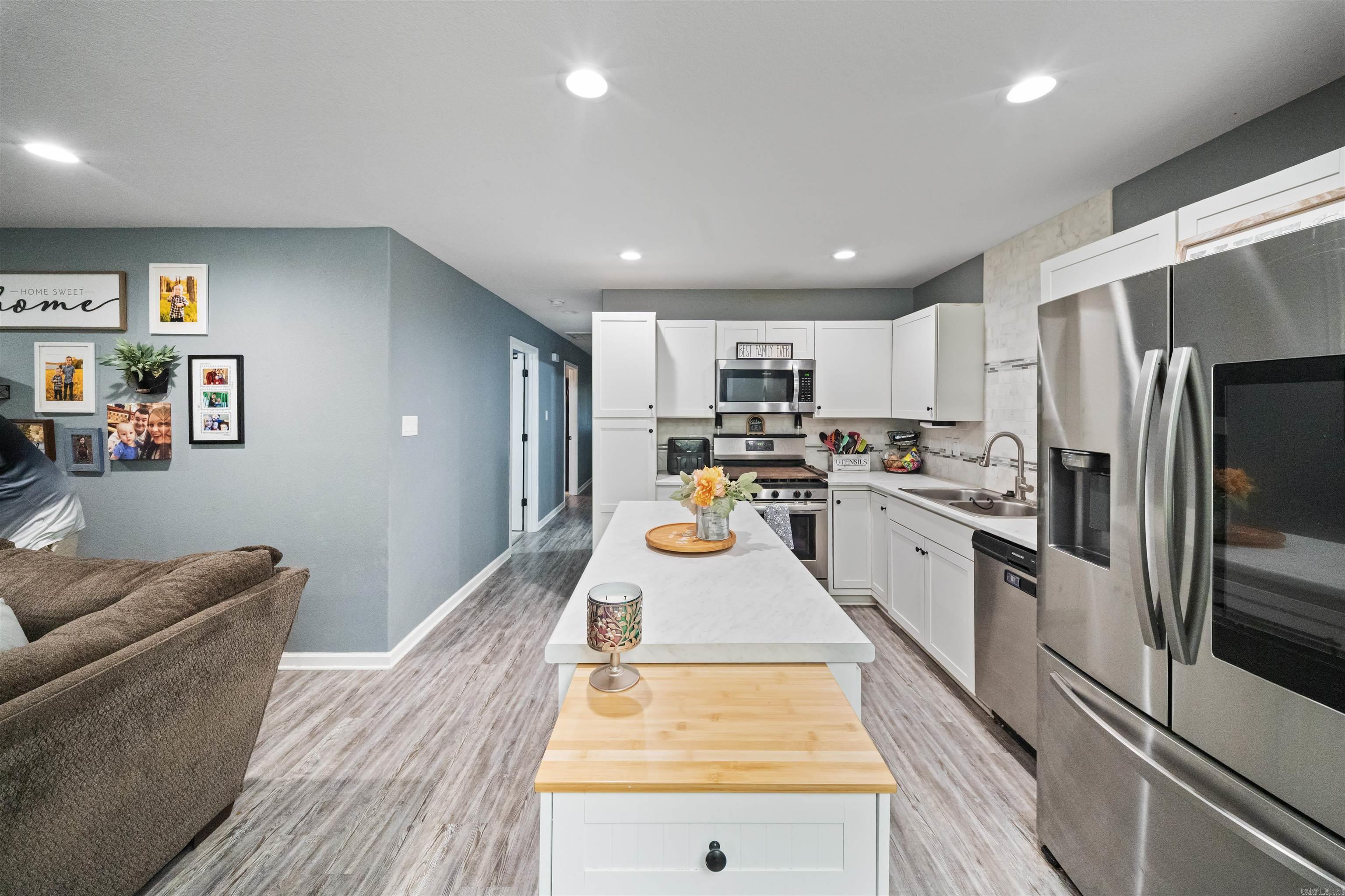 303 DOBBS Street