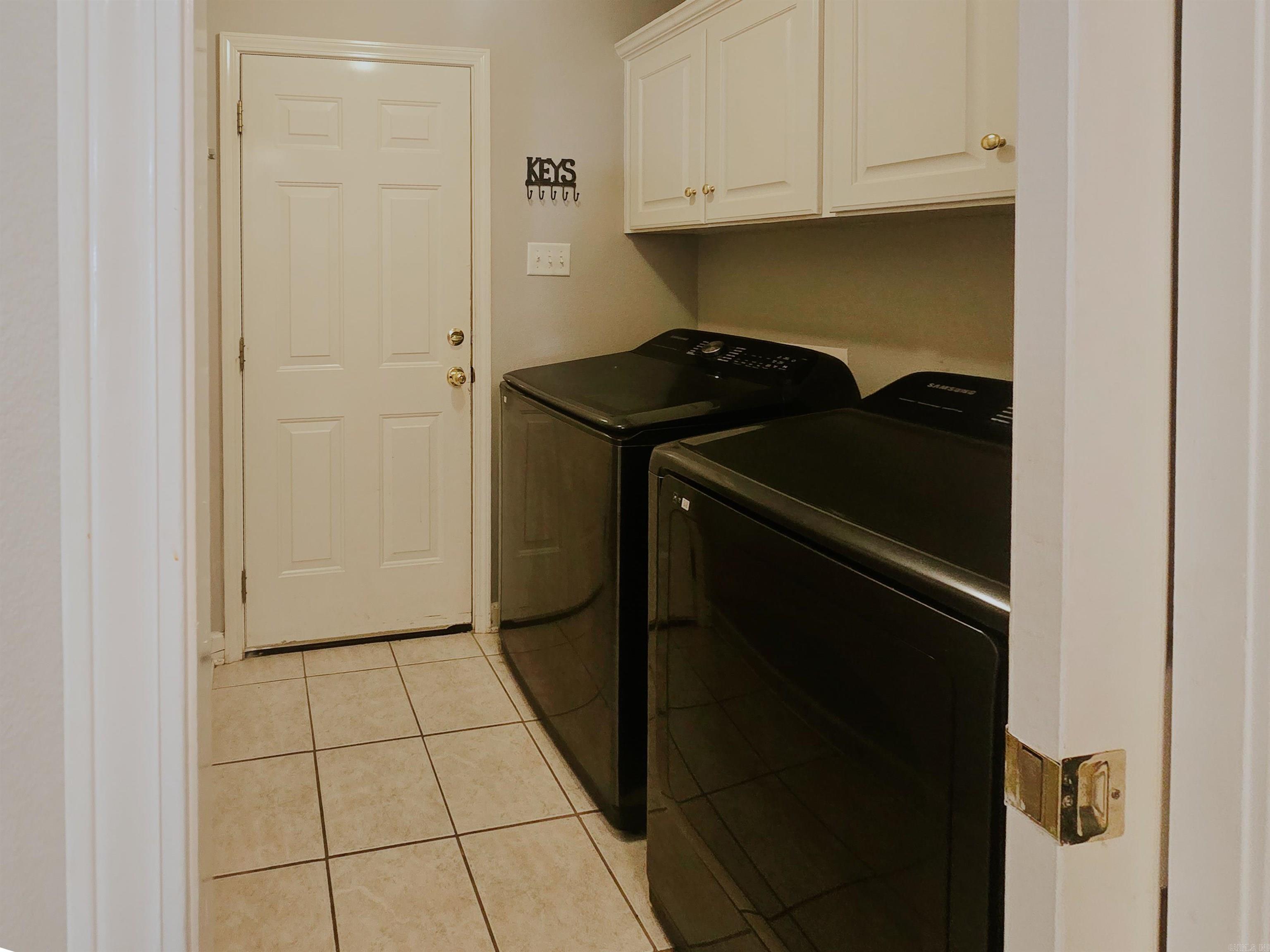 955 Woodard Drive
