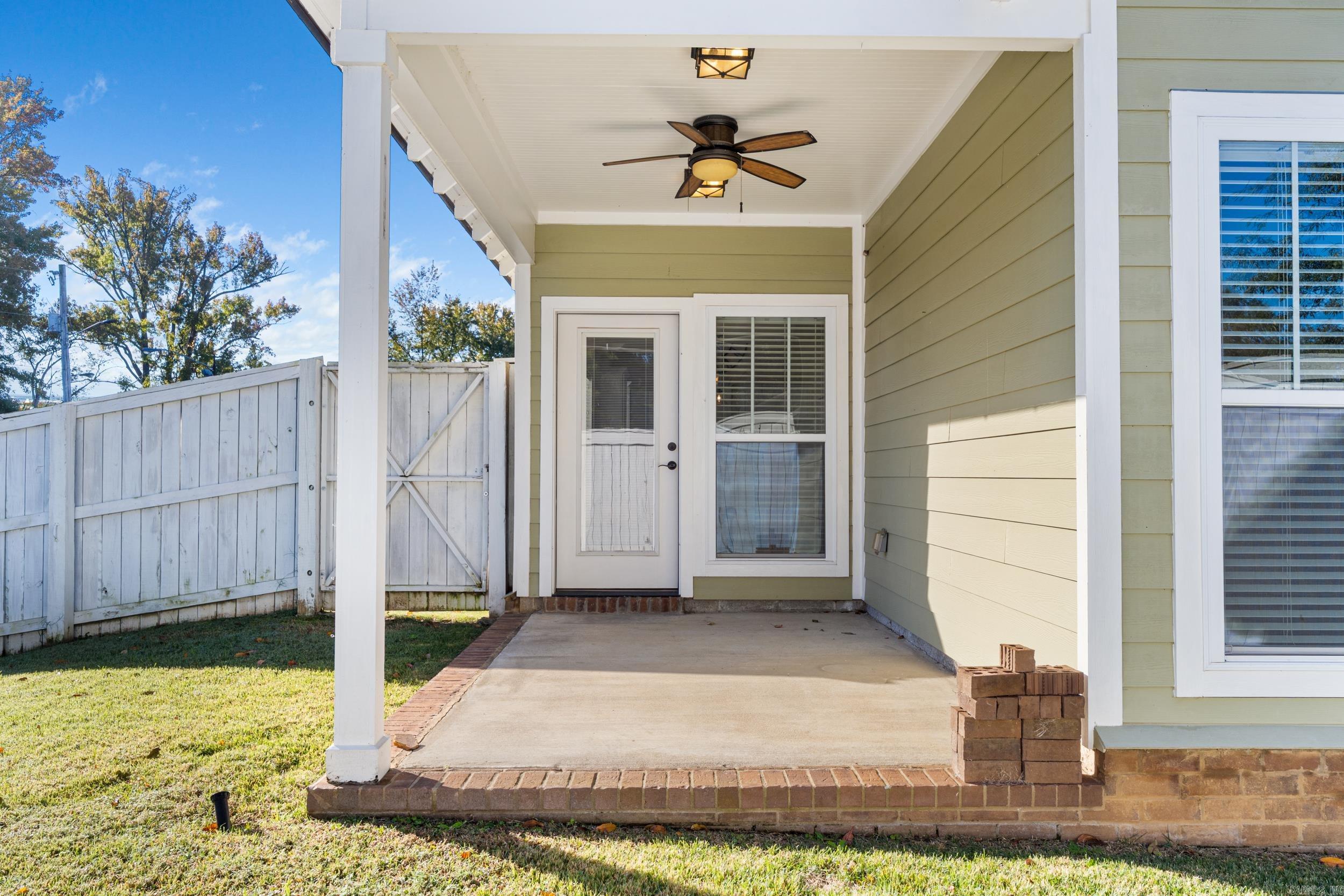 2700 Stonebrook Cove