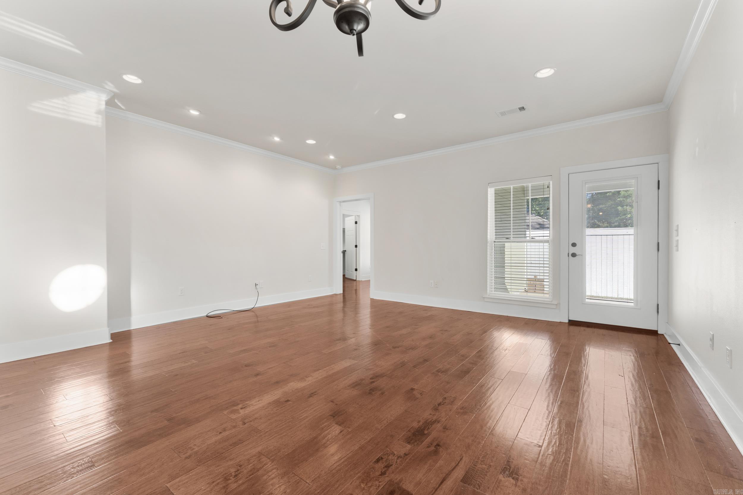 2700 Stonebrook Cove