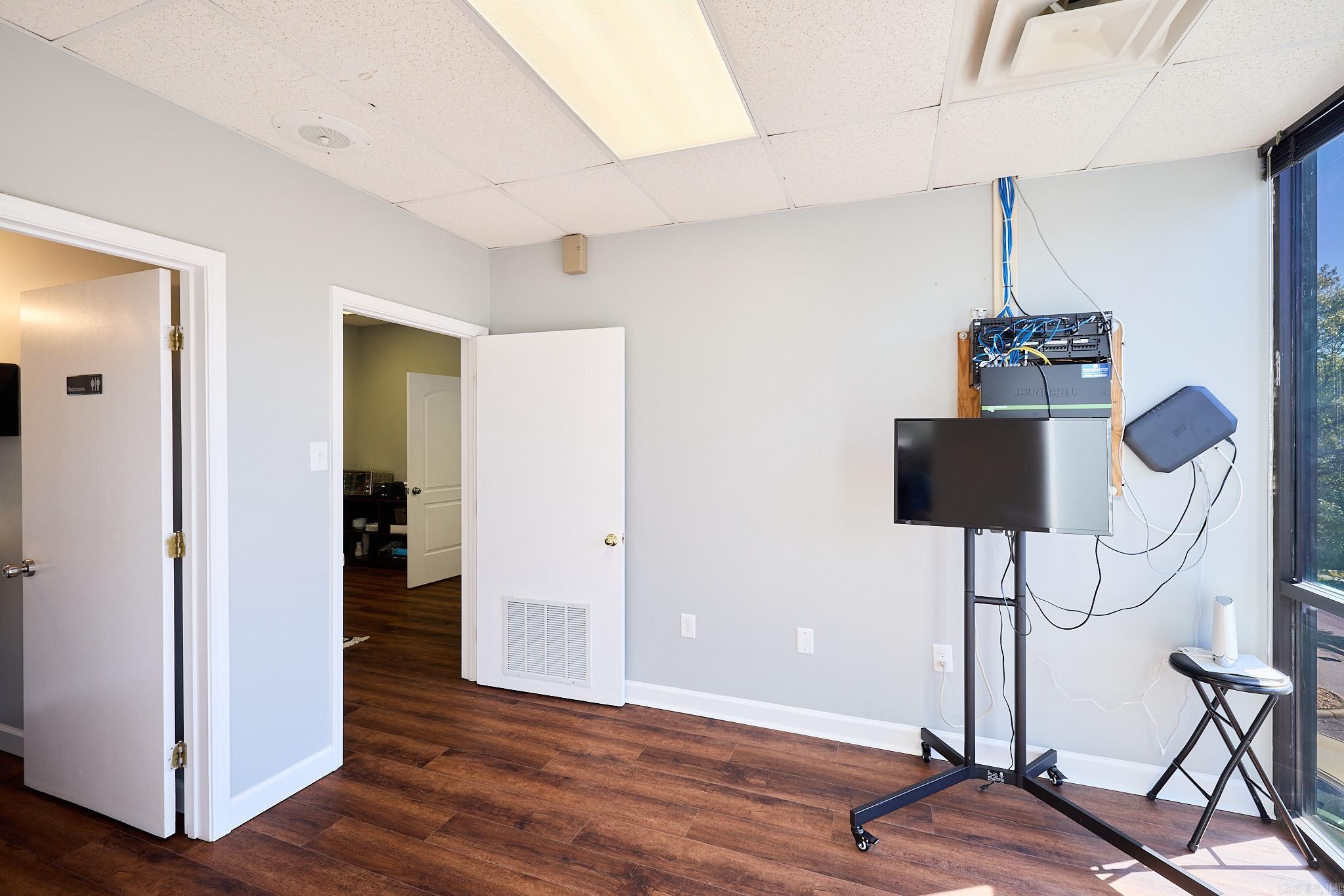 10901 Financial Center Parkway