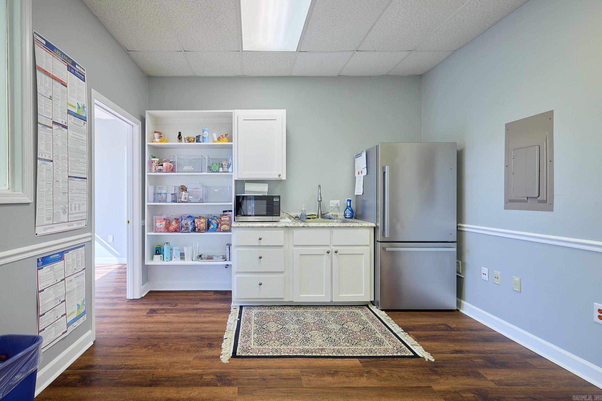 10901 Financial Center Parkway