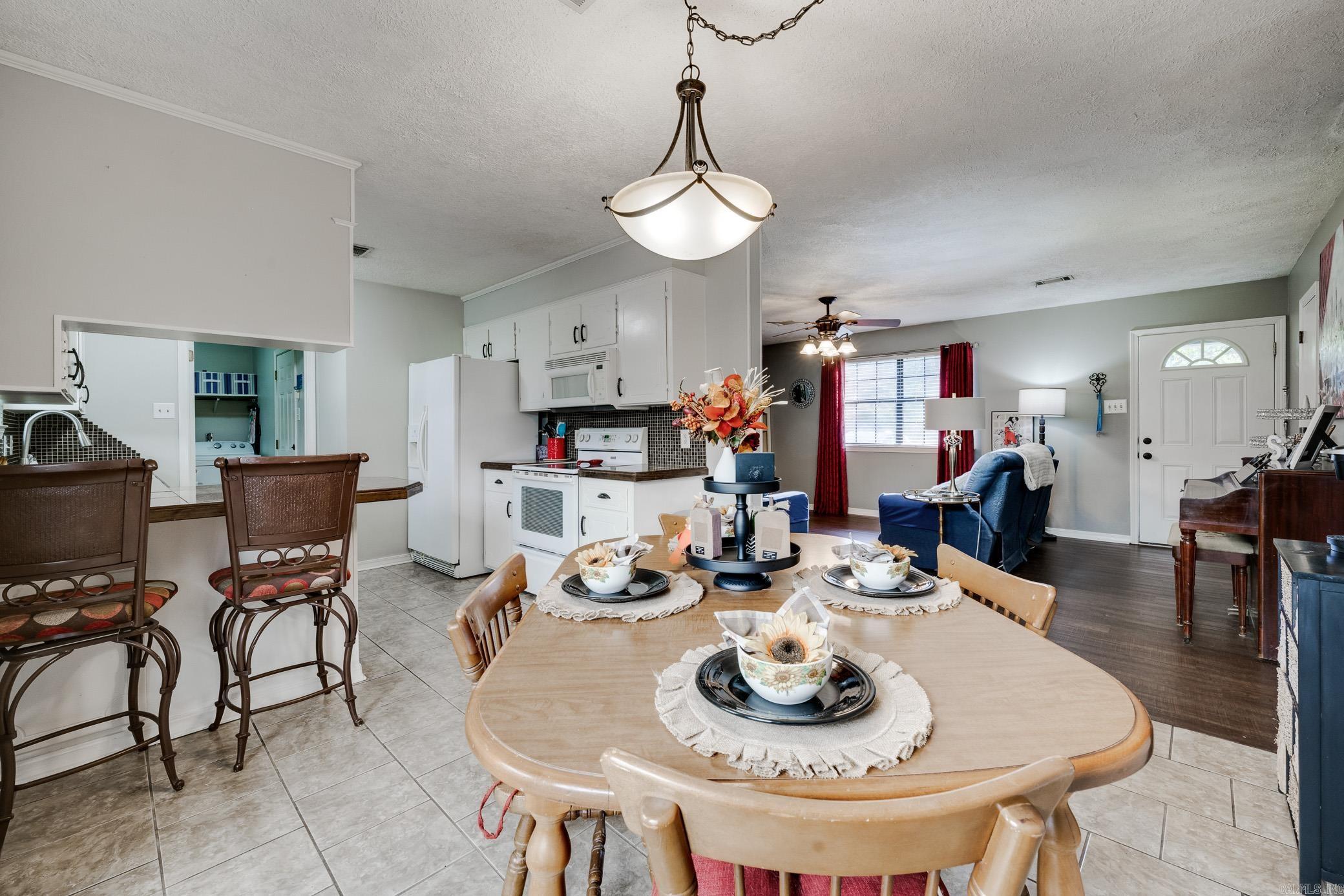 9 Foxmoor Circle