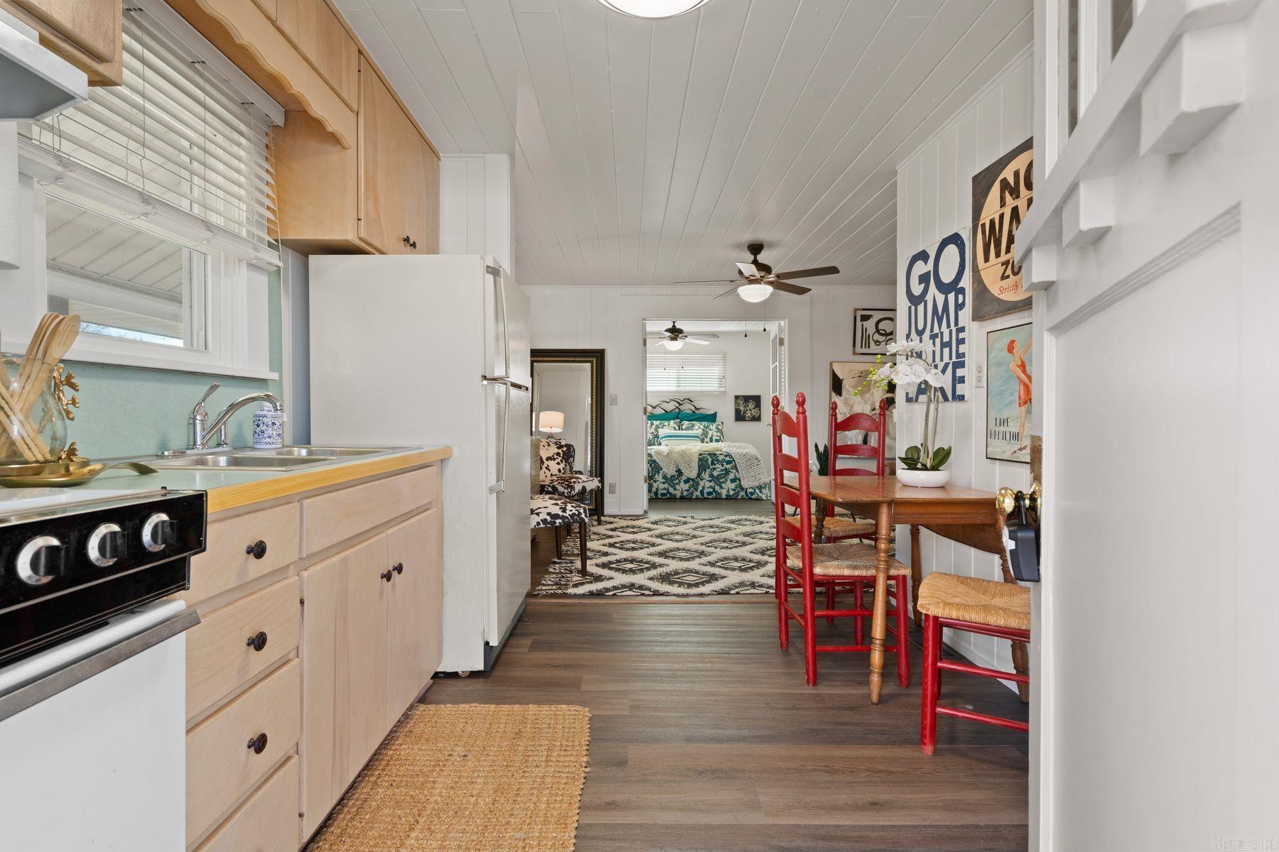 105 Chambers Point, #19