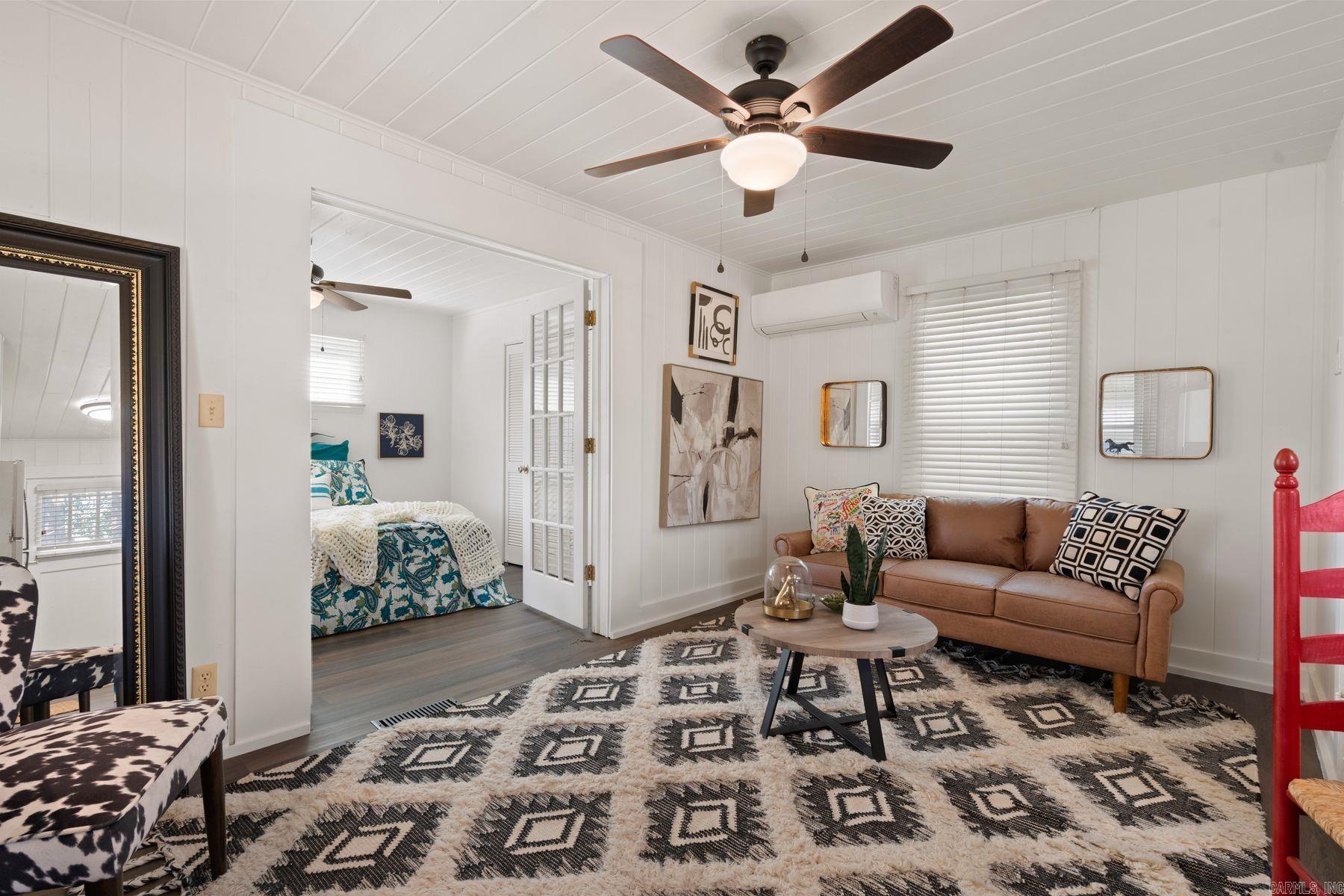 105 Chambers Point, #19