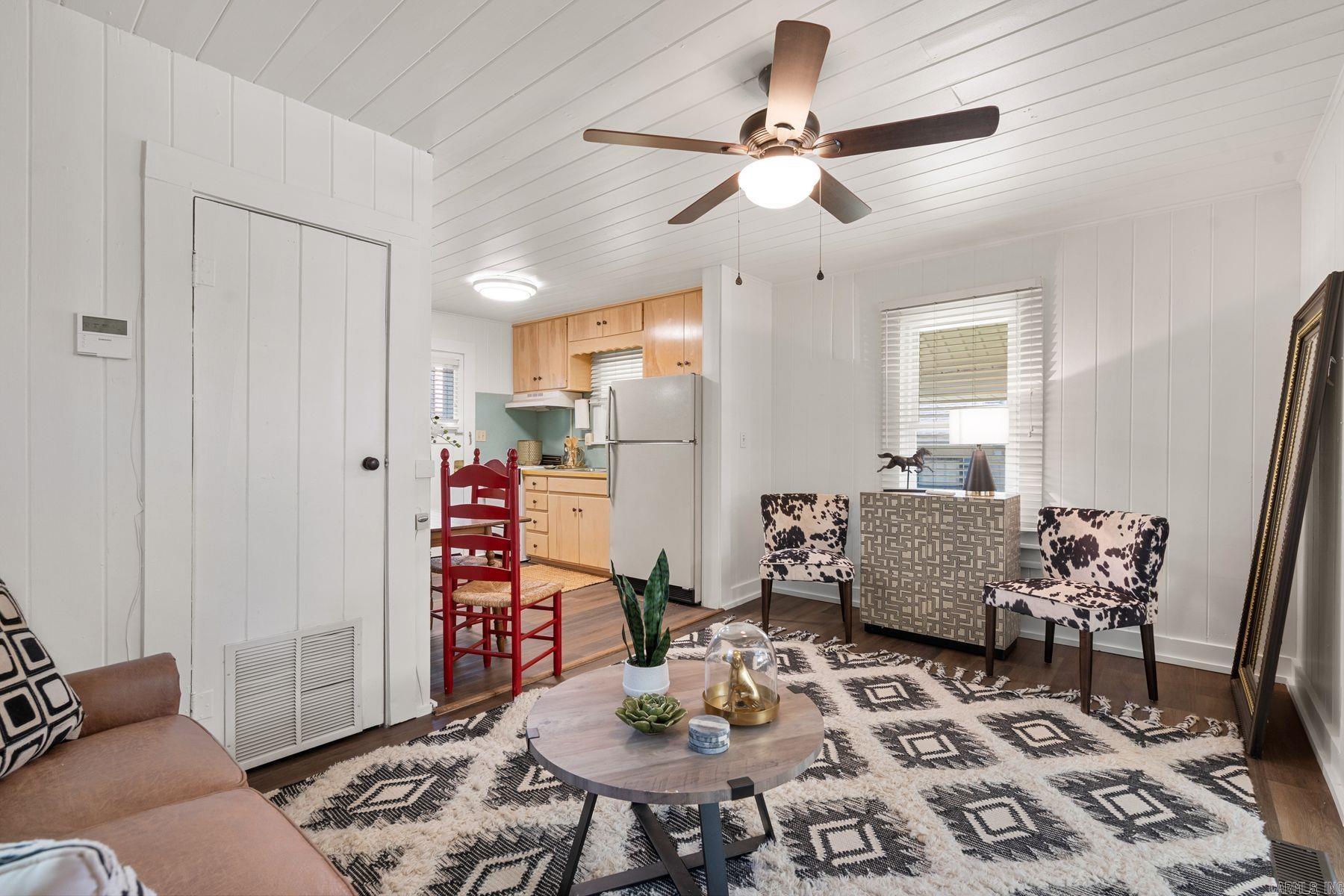 105 Chambers Point, #19