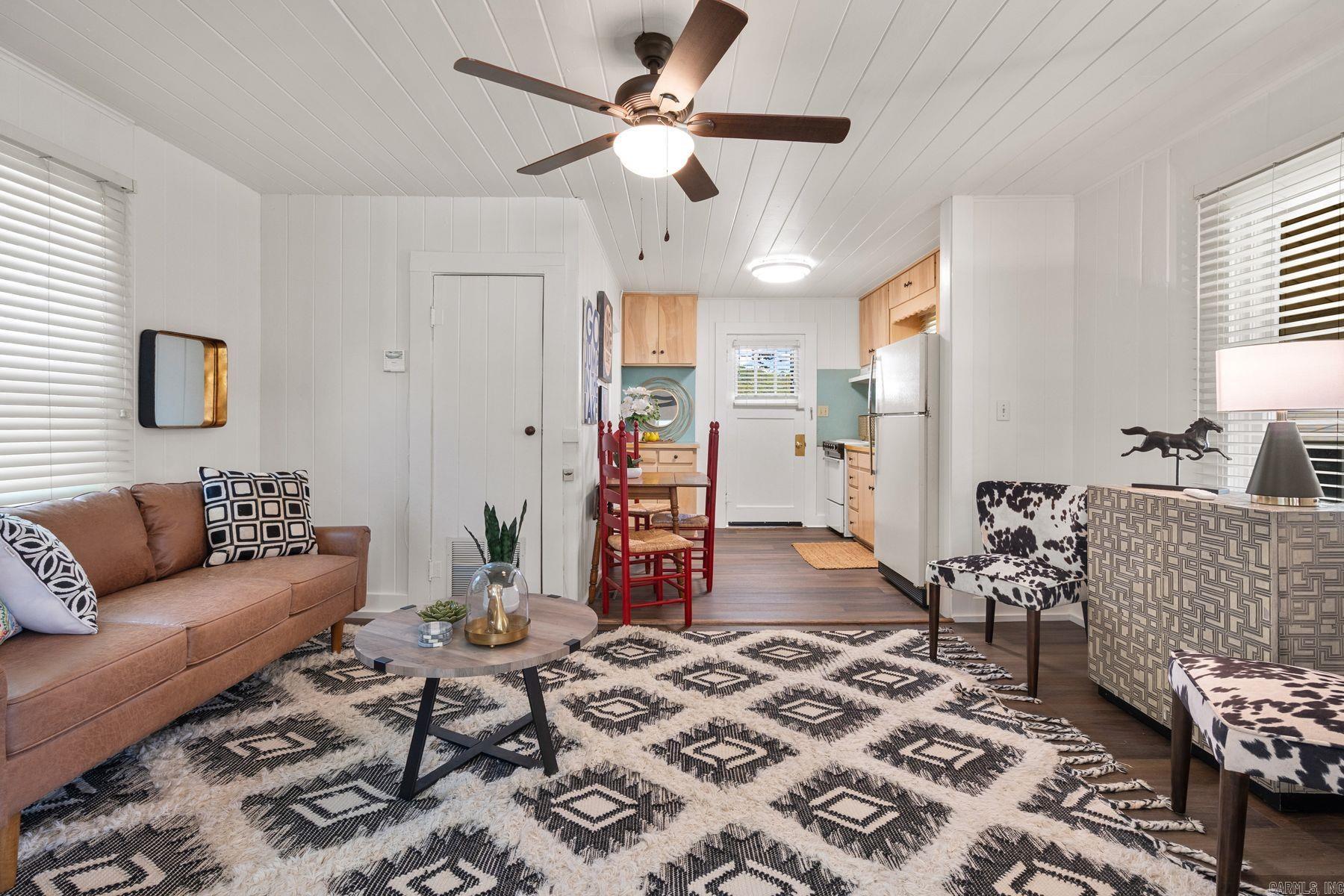 105 Chambers Point, #19
