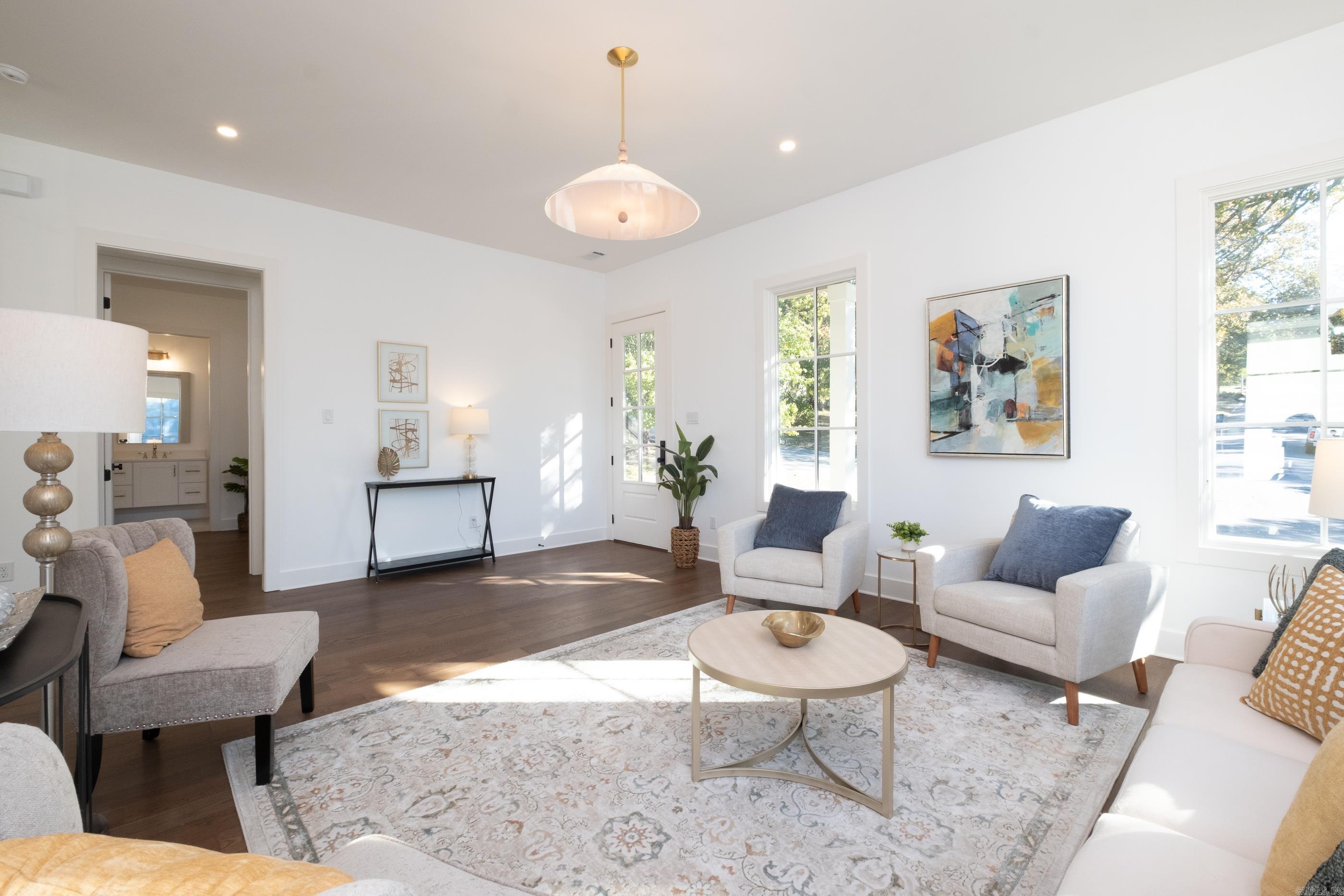 2900 Crouchwood Road