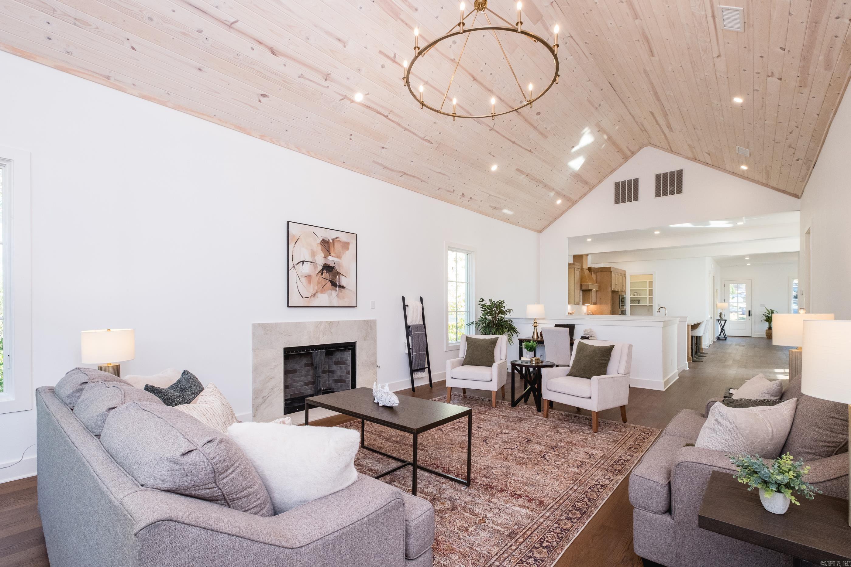 2900 Crouchwood Road