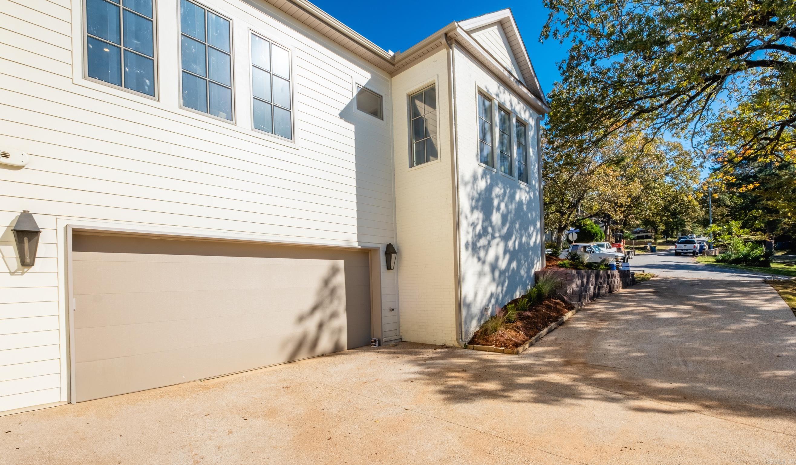 2900 Crouchwood Road