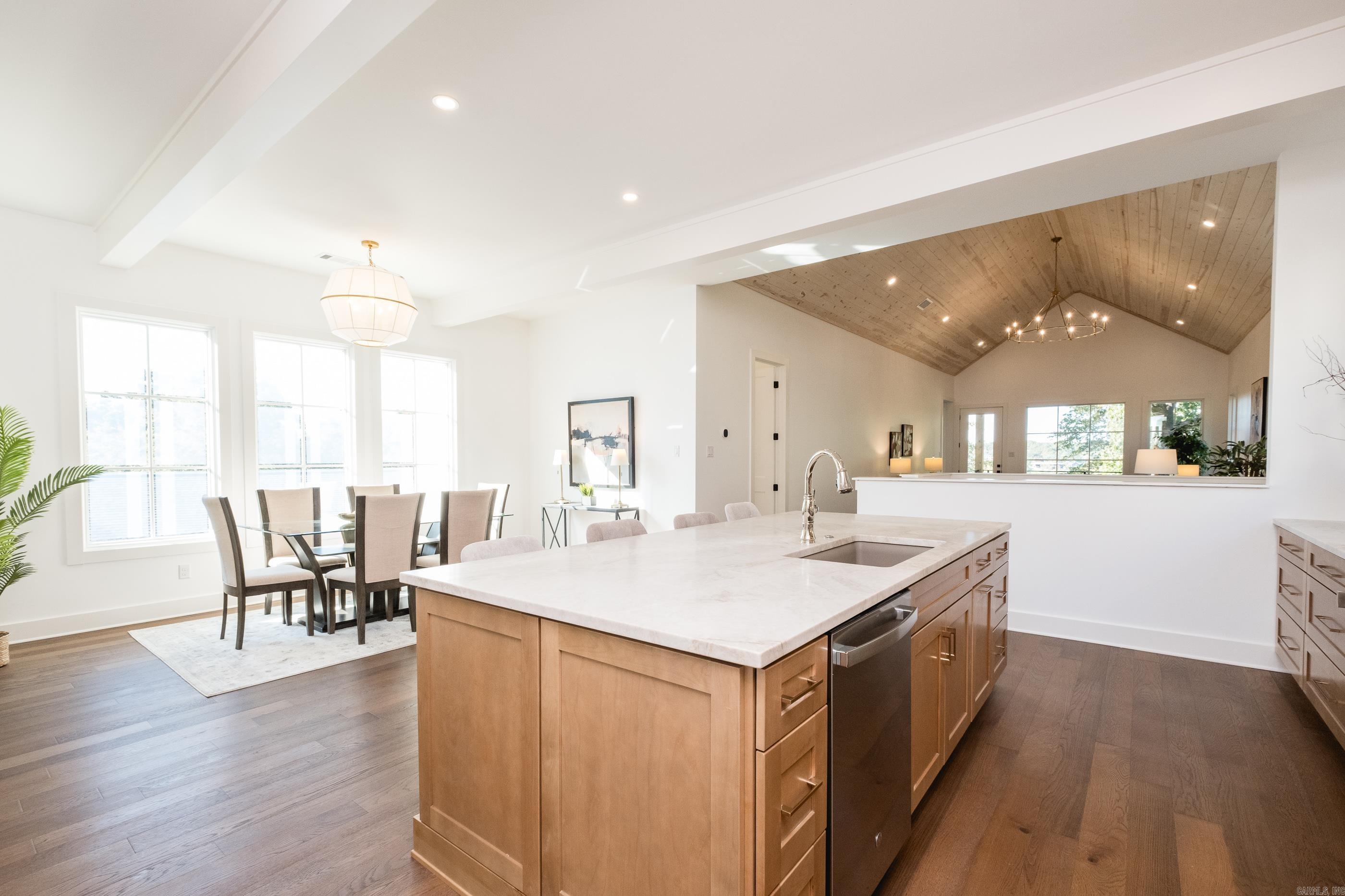 2900 Crouchwood Road