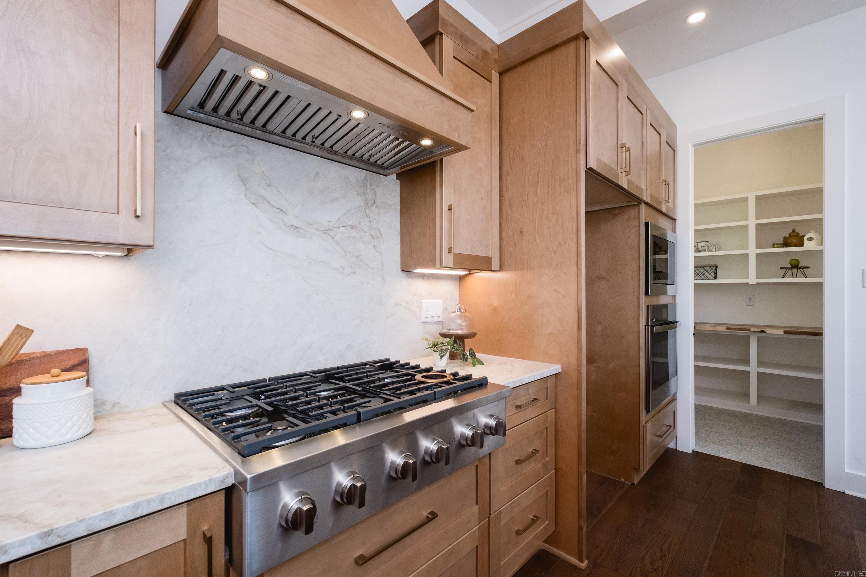 2900 Crouchwood Road