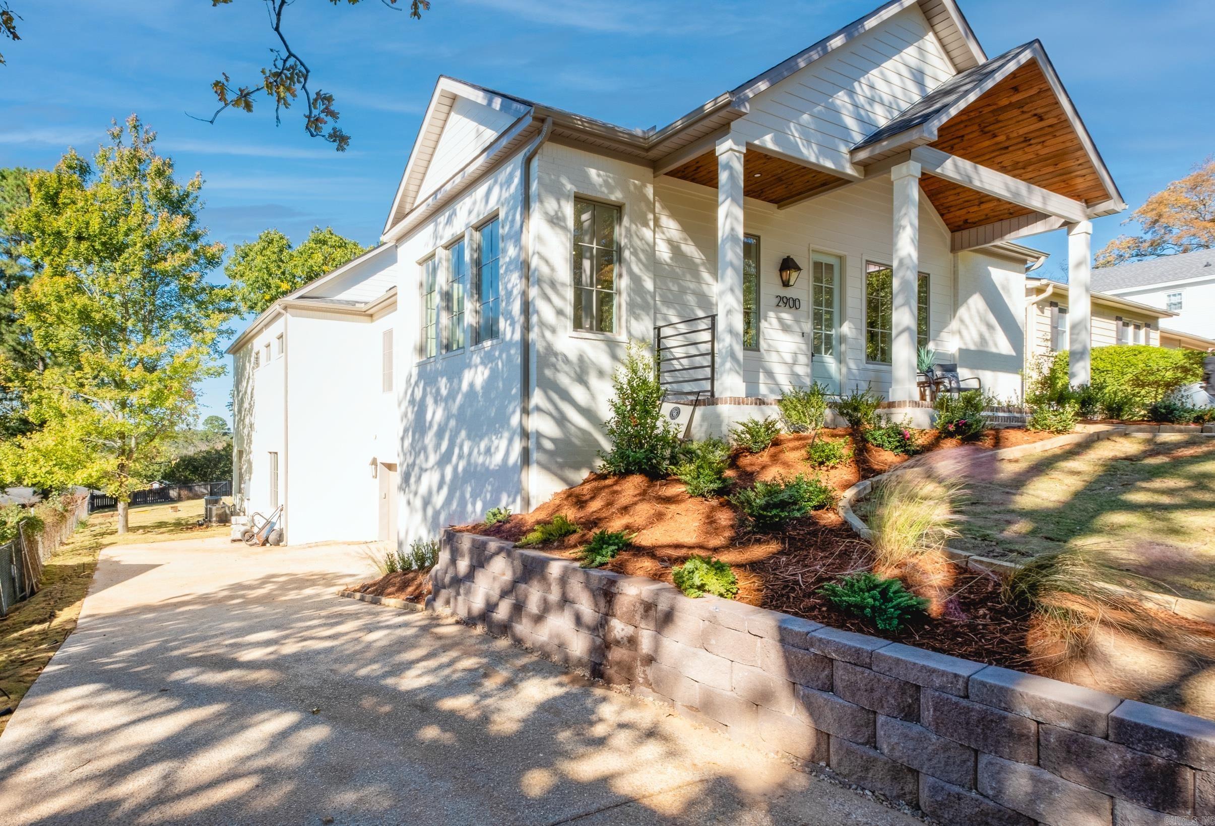 2900 Crouchwood Road