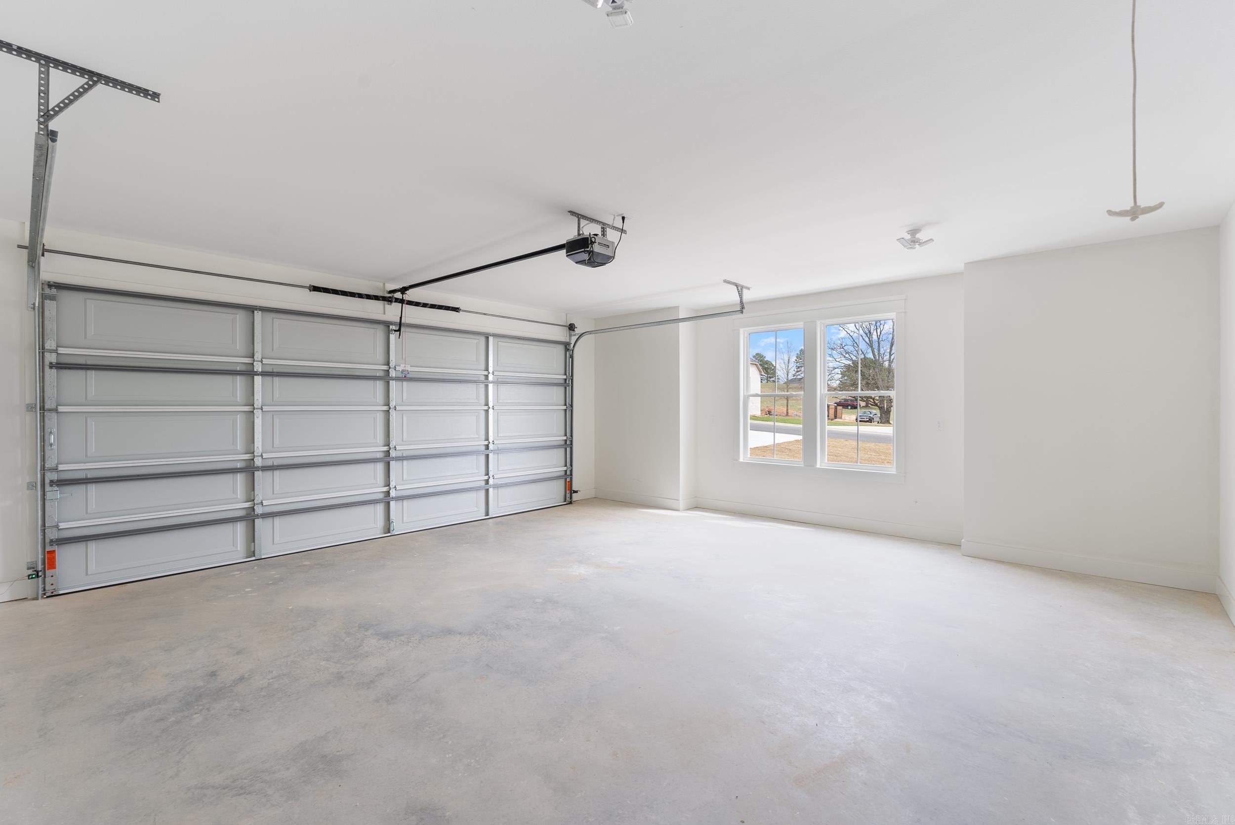 7 Avrey Lane