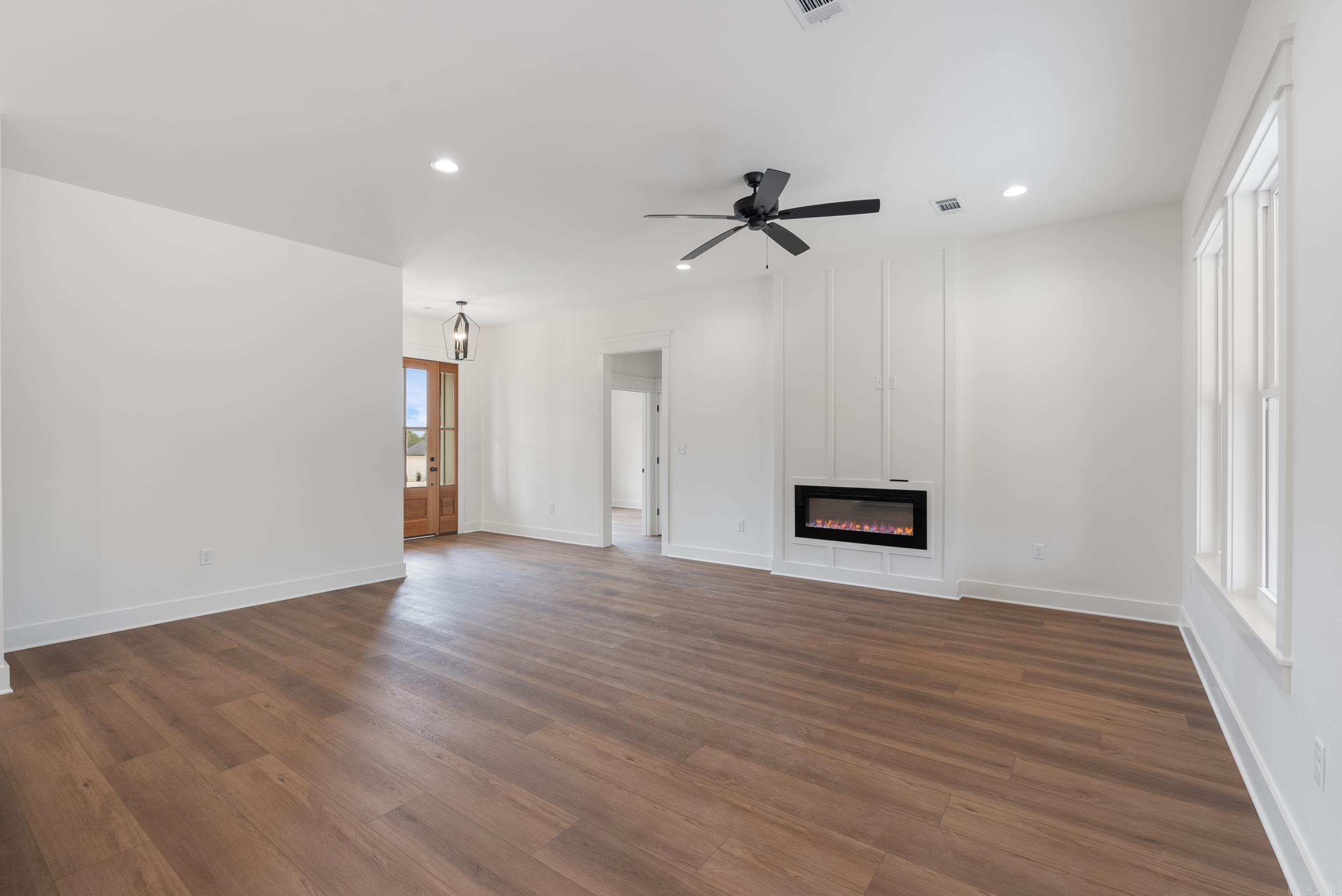 7 Avrey Lane