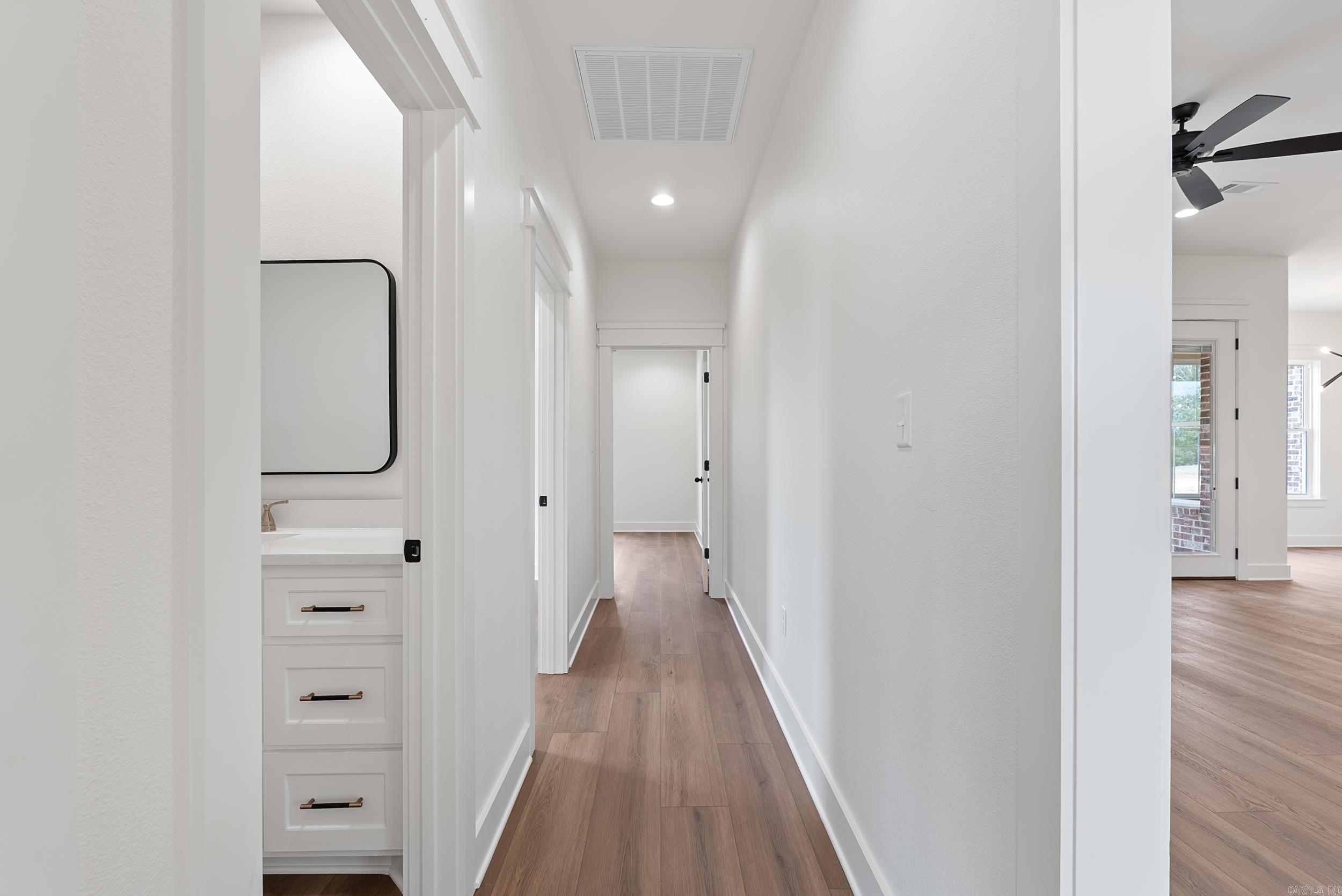 7 Avrey Lane
