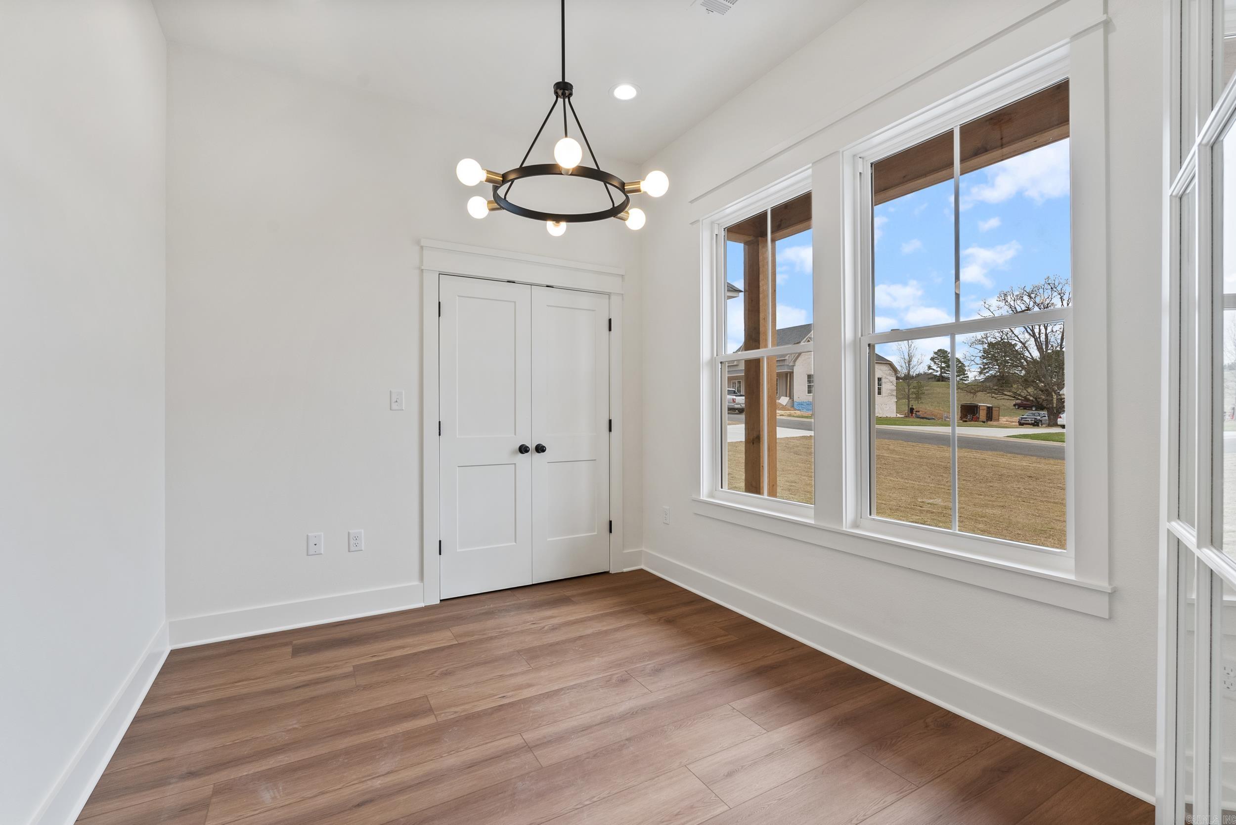7 Avrey Lane