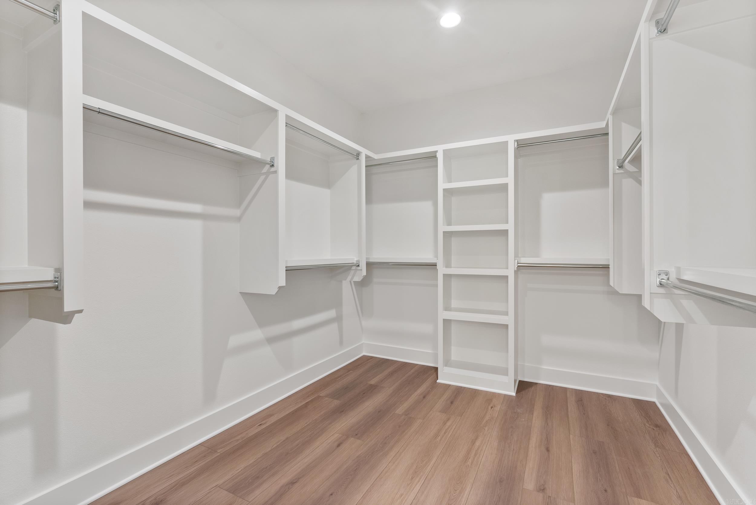 7 Avrey Lane