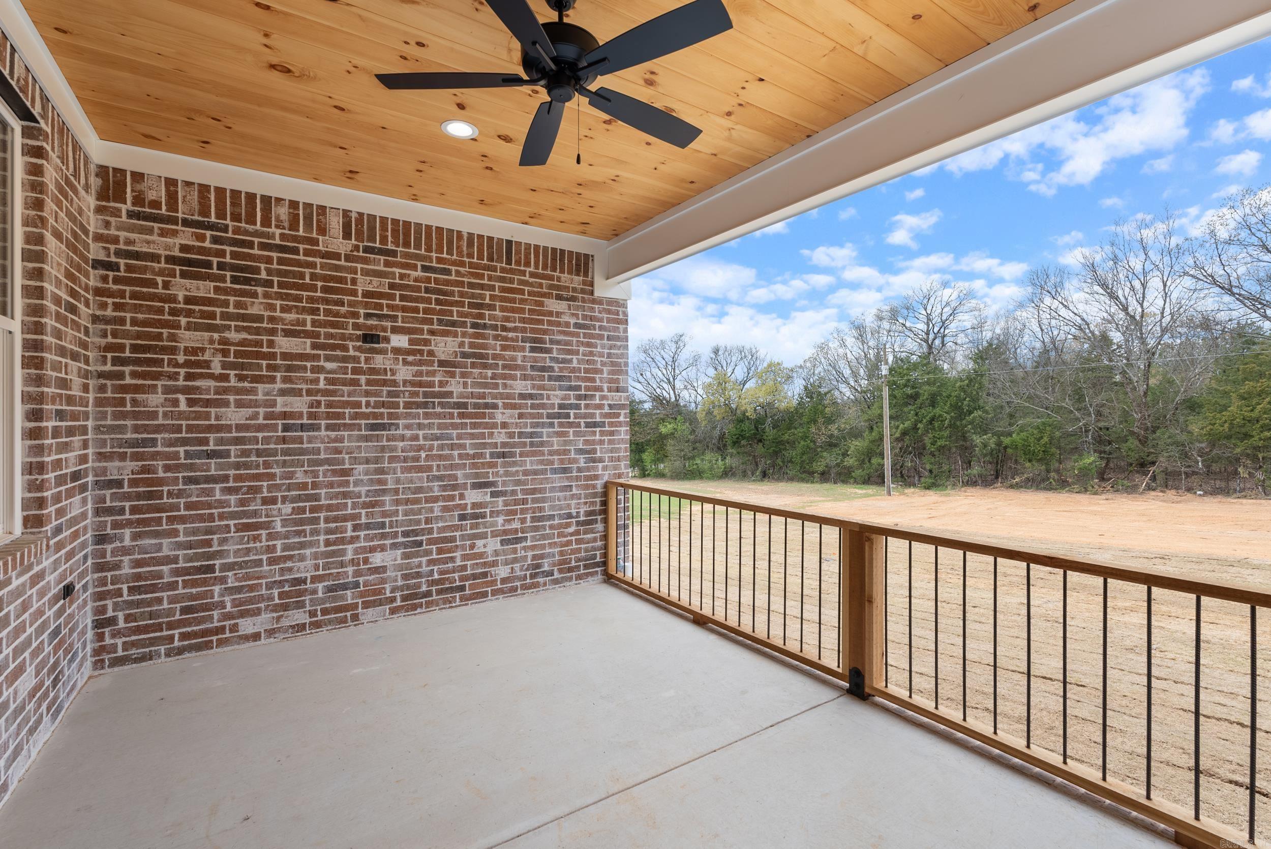 7 Avrey Lane