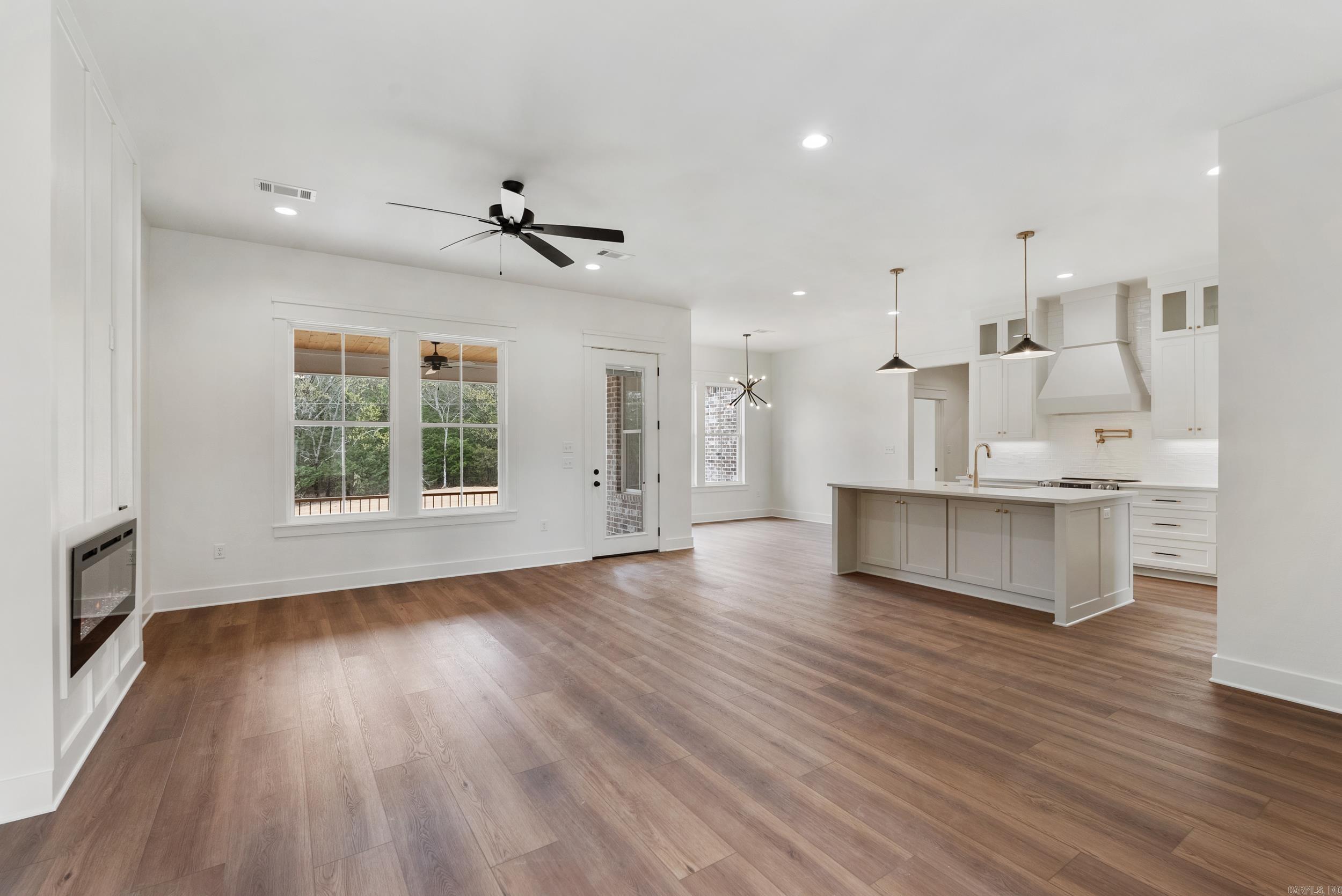 7 Avrey Lane