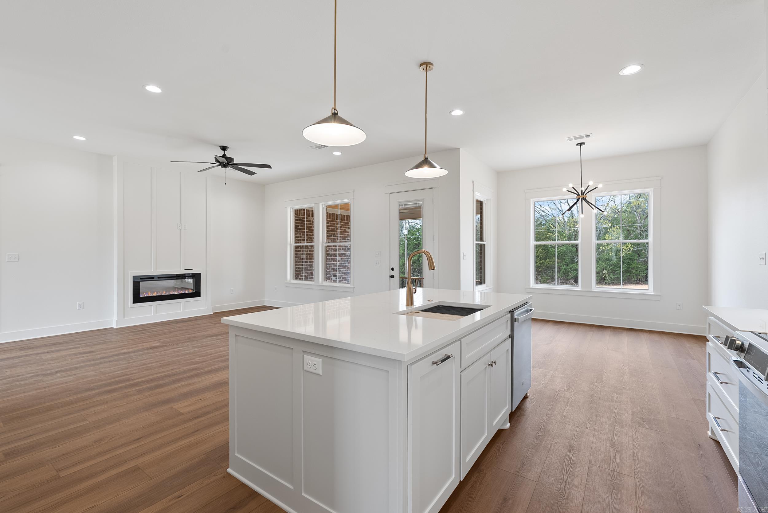 7 Avrey Lane