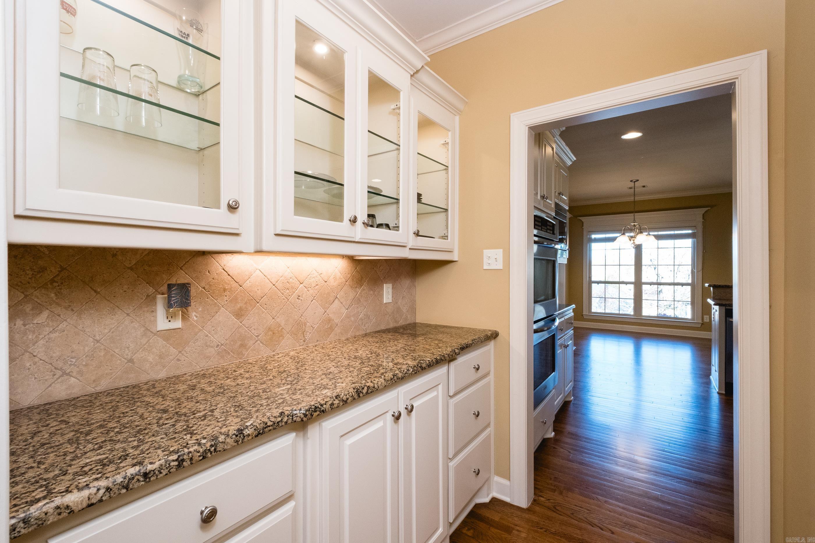 308 Commentry Way