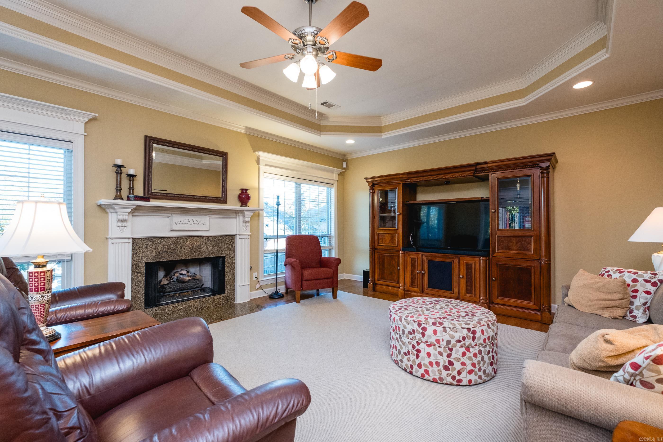 308 Commentry Way