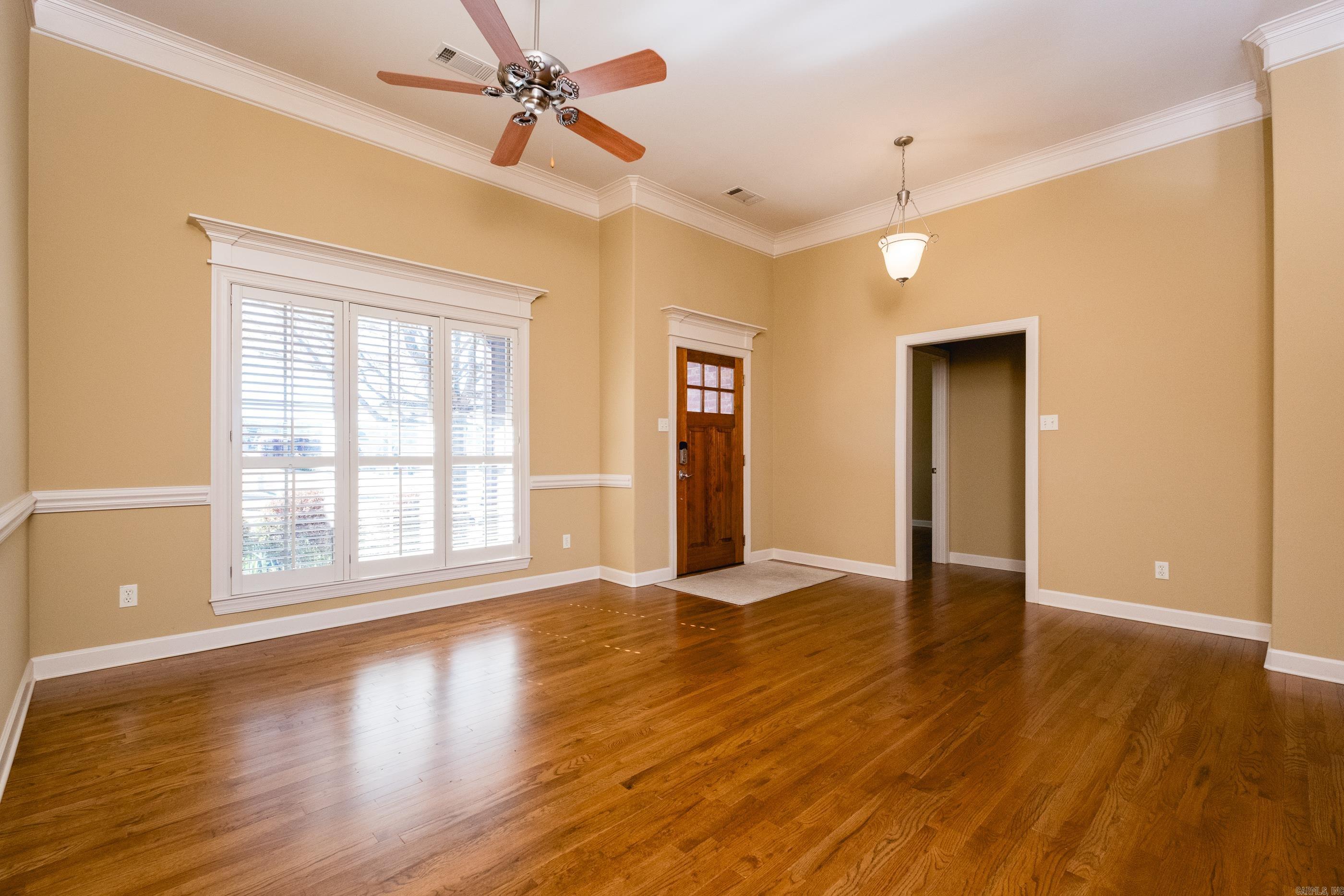 308 Commentry Way