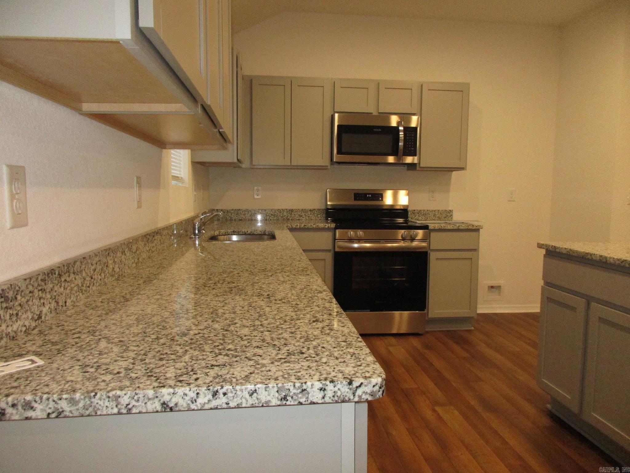5025 Windflower Cove