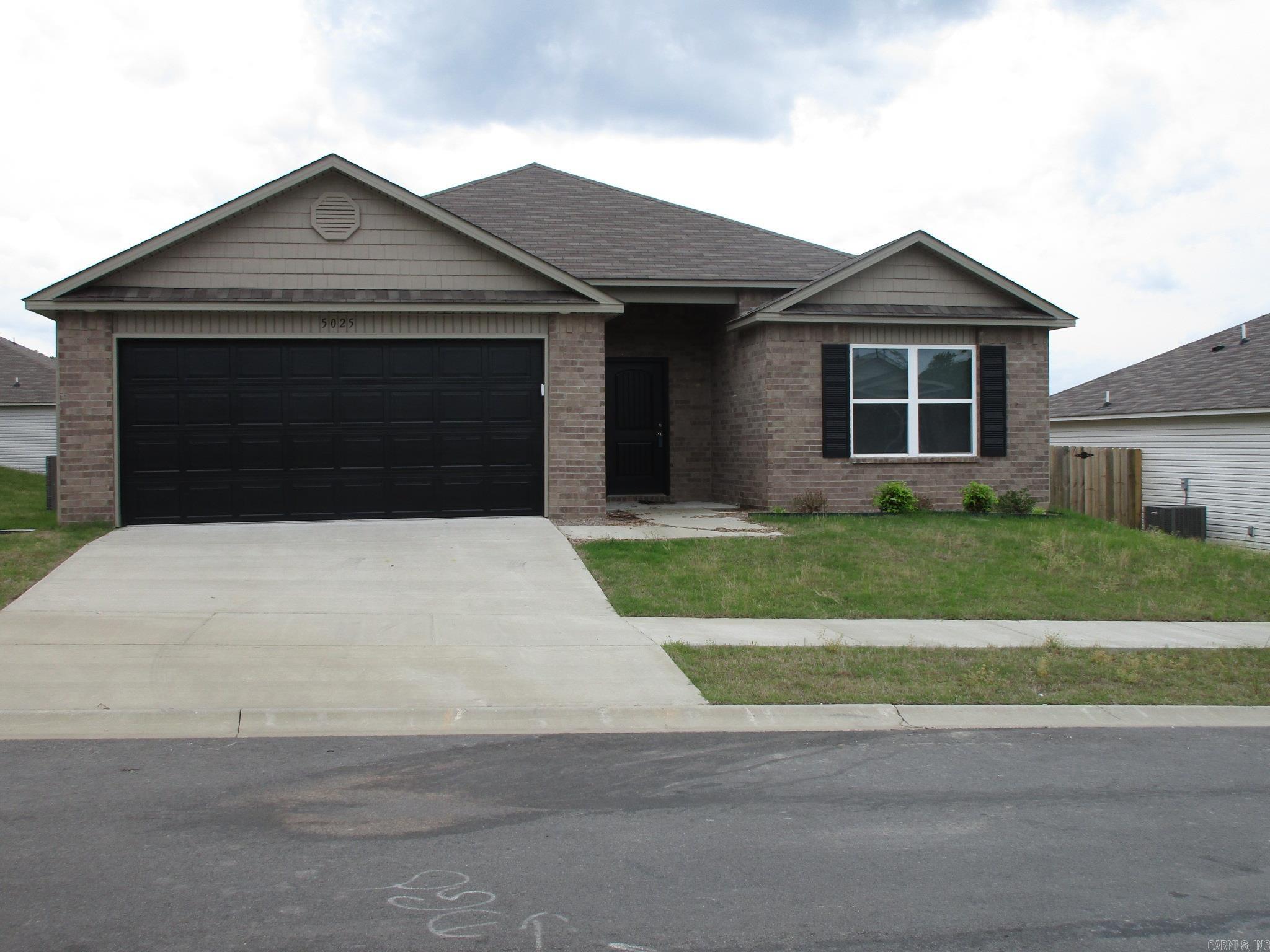 5025 Windflower Cove
