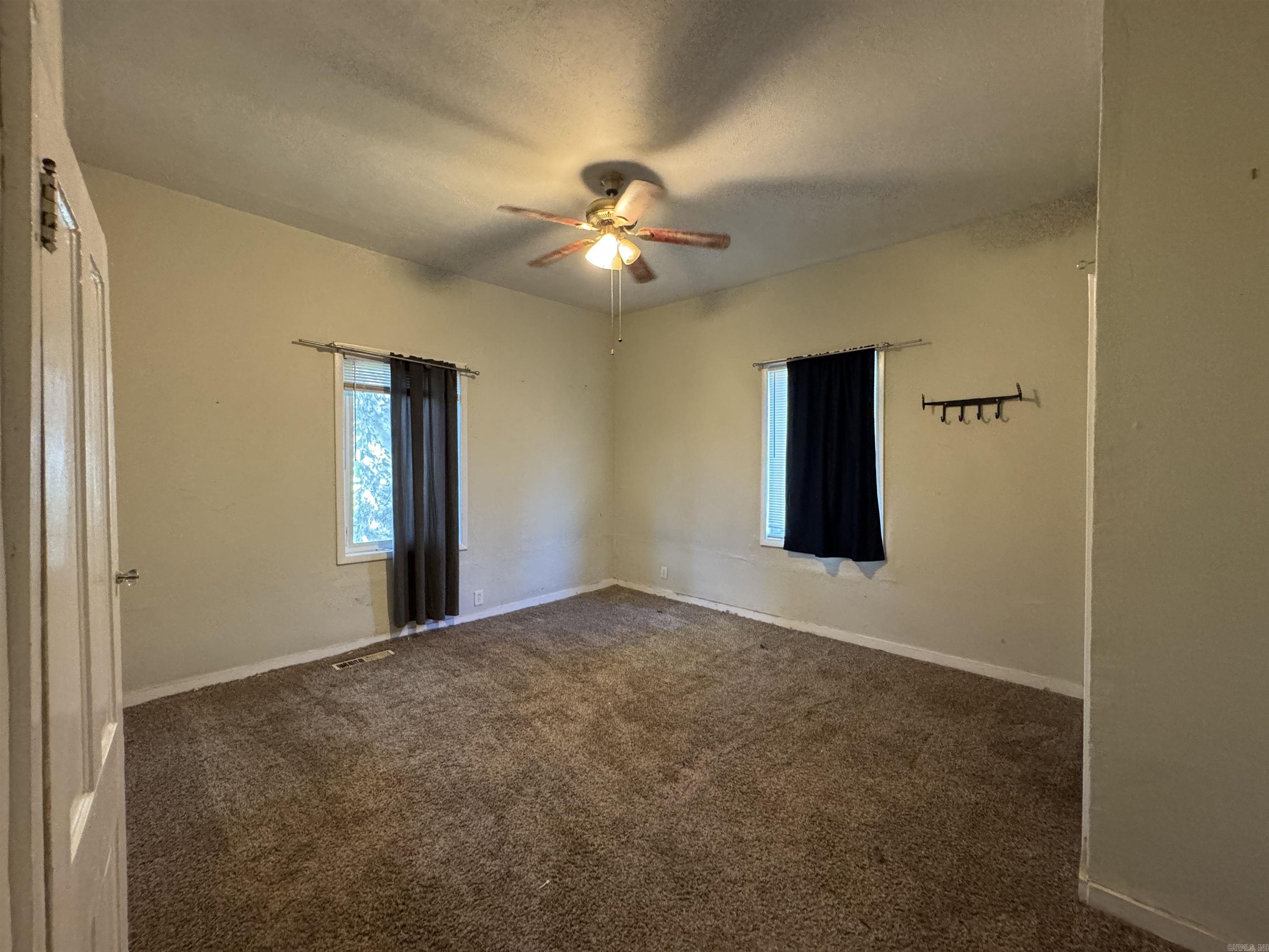2613 W 6th Street