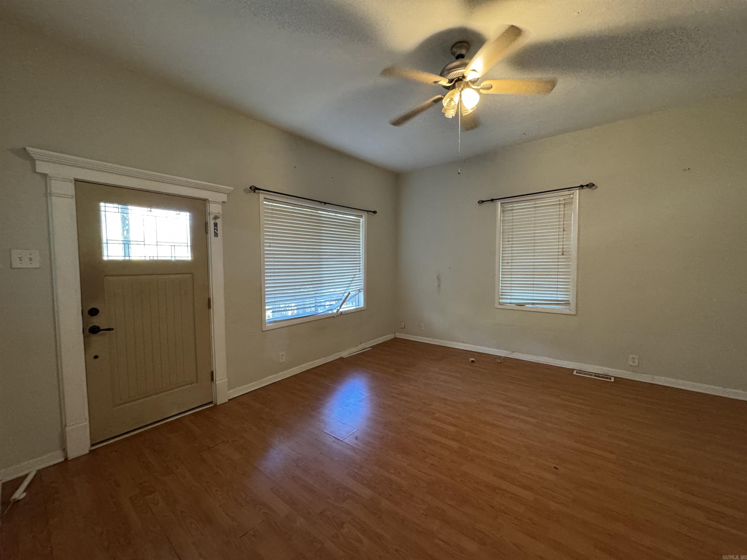 2613 W 6th Street