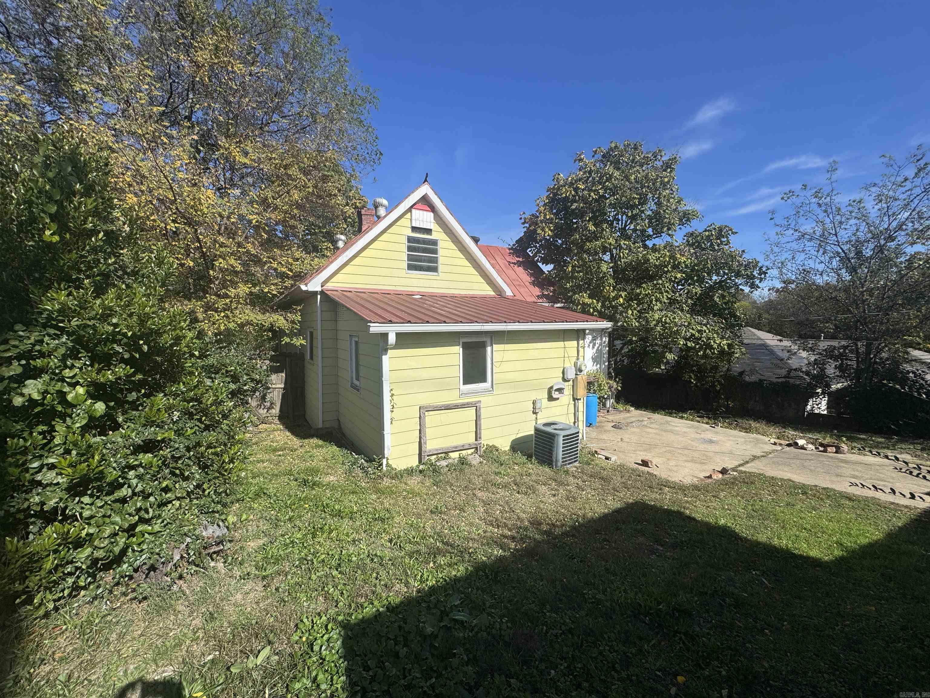 2613 W 6th Street