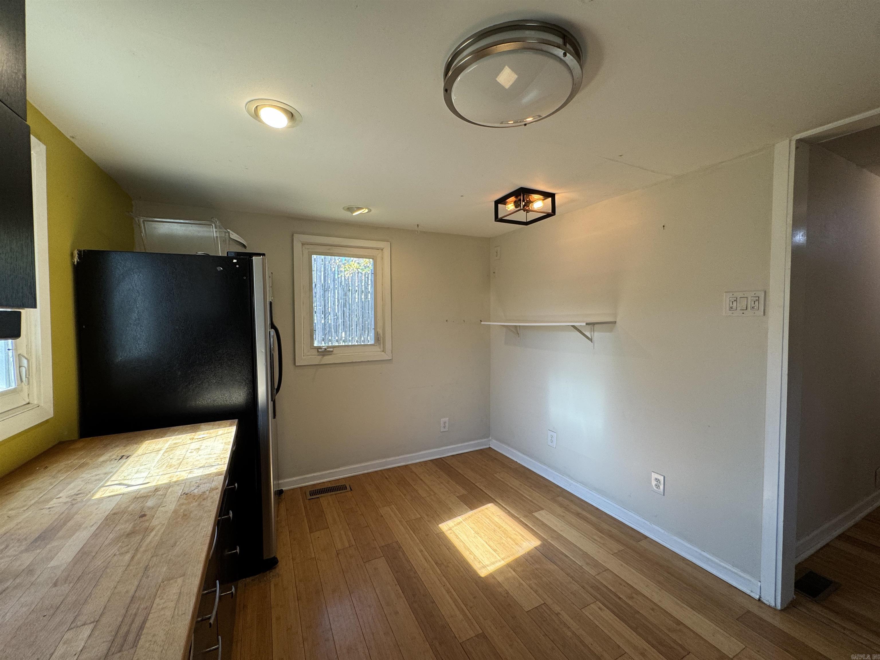 2613 W 6th Street