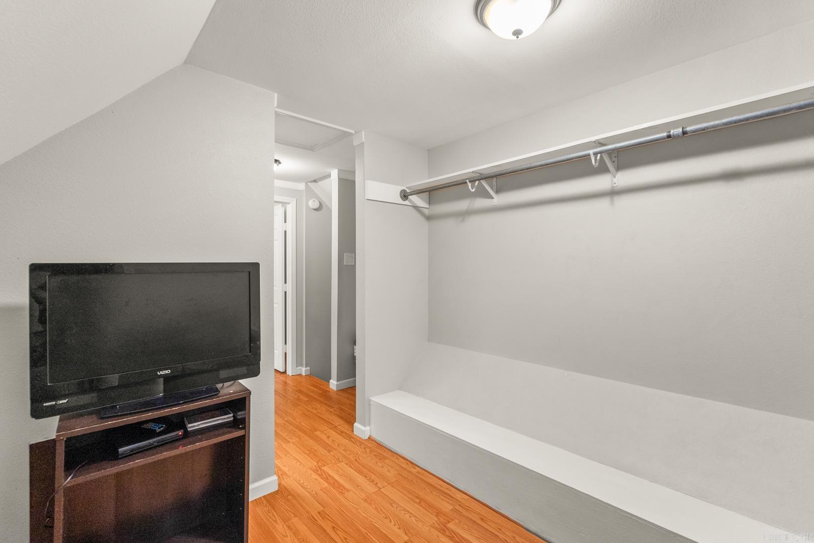 2110 Brush Mountain Trail