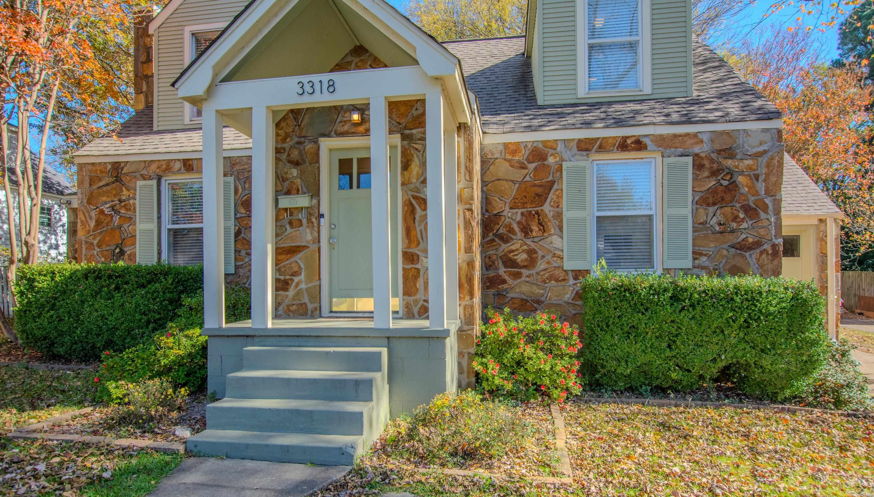 3318 N Poplar Street