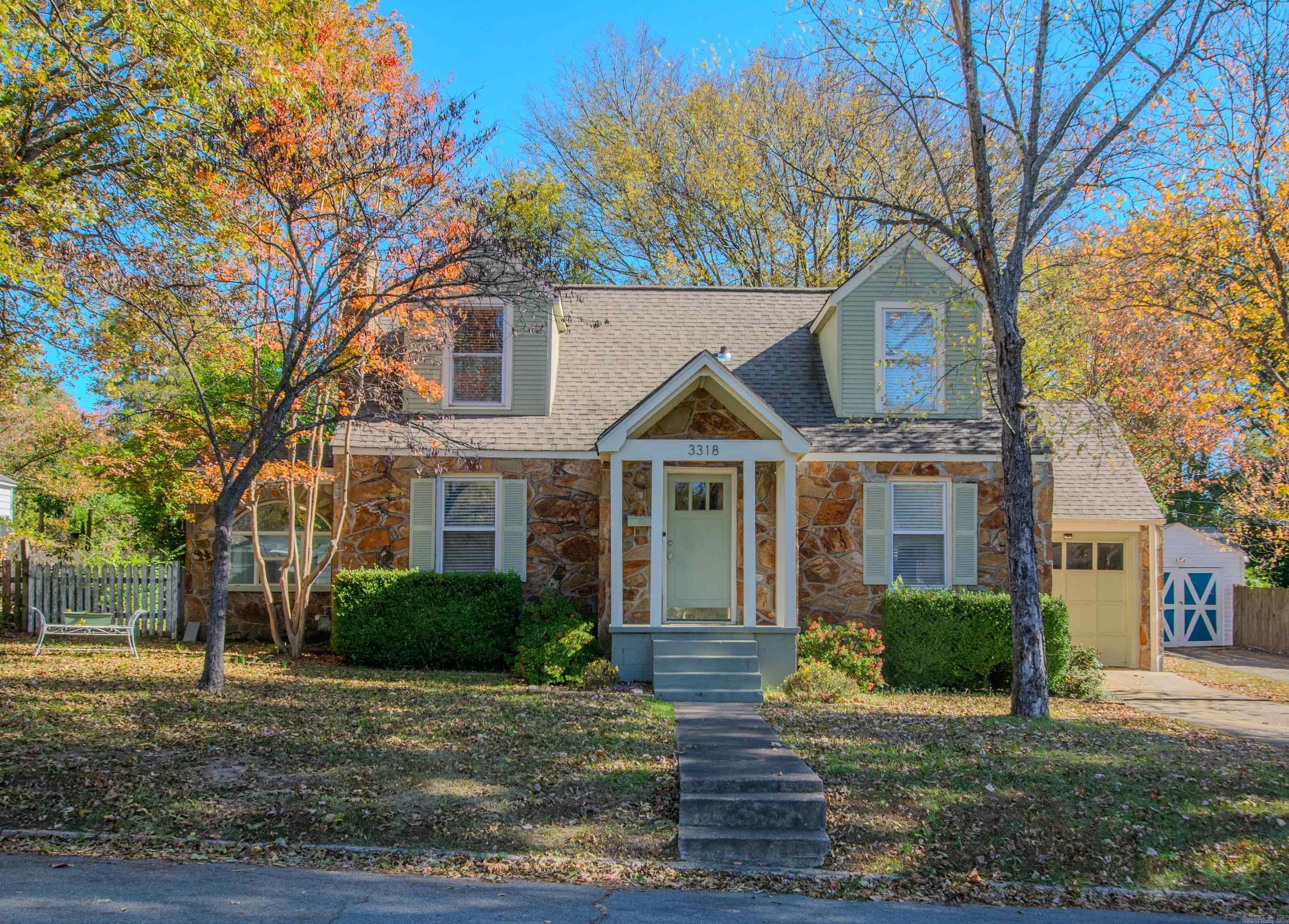 3318 N Poplar Street