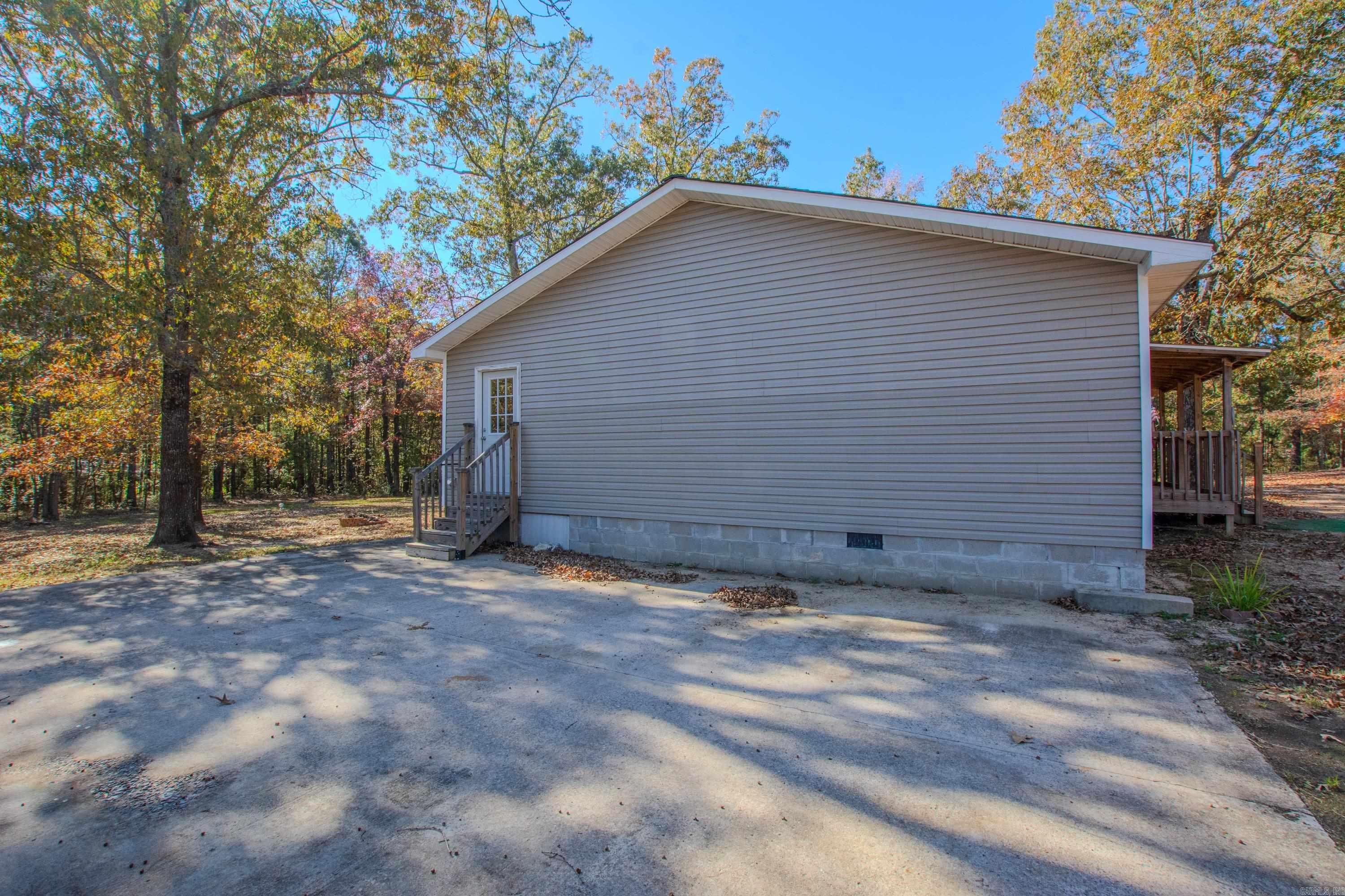 6921 Shady Acres Circle