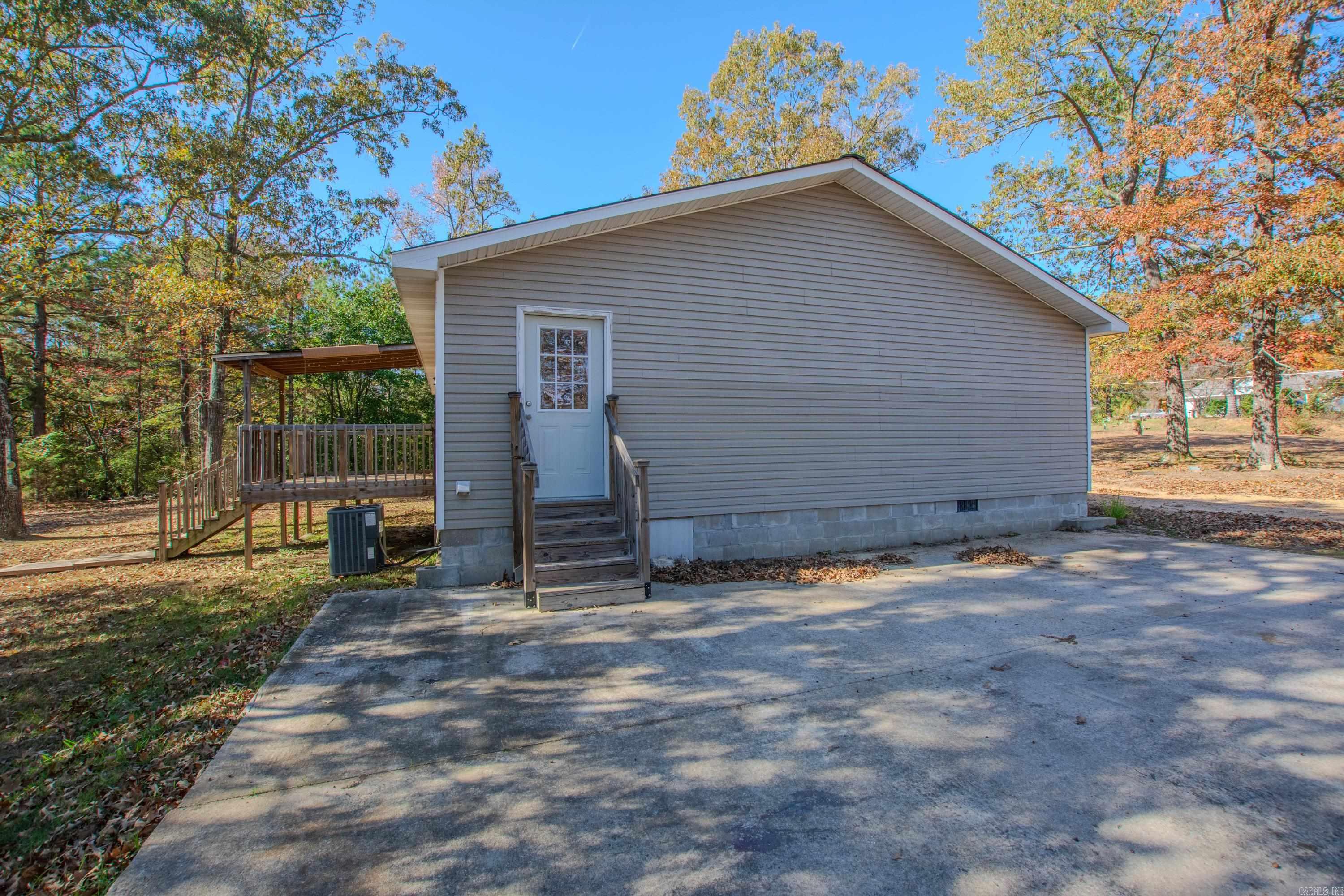6921 Shady Acres Circle