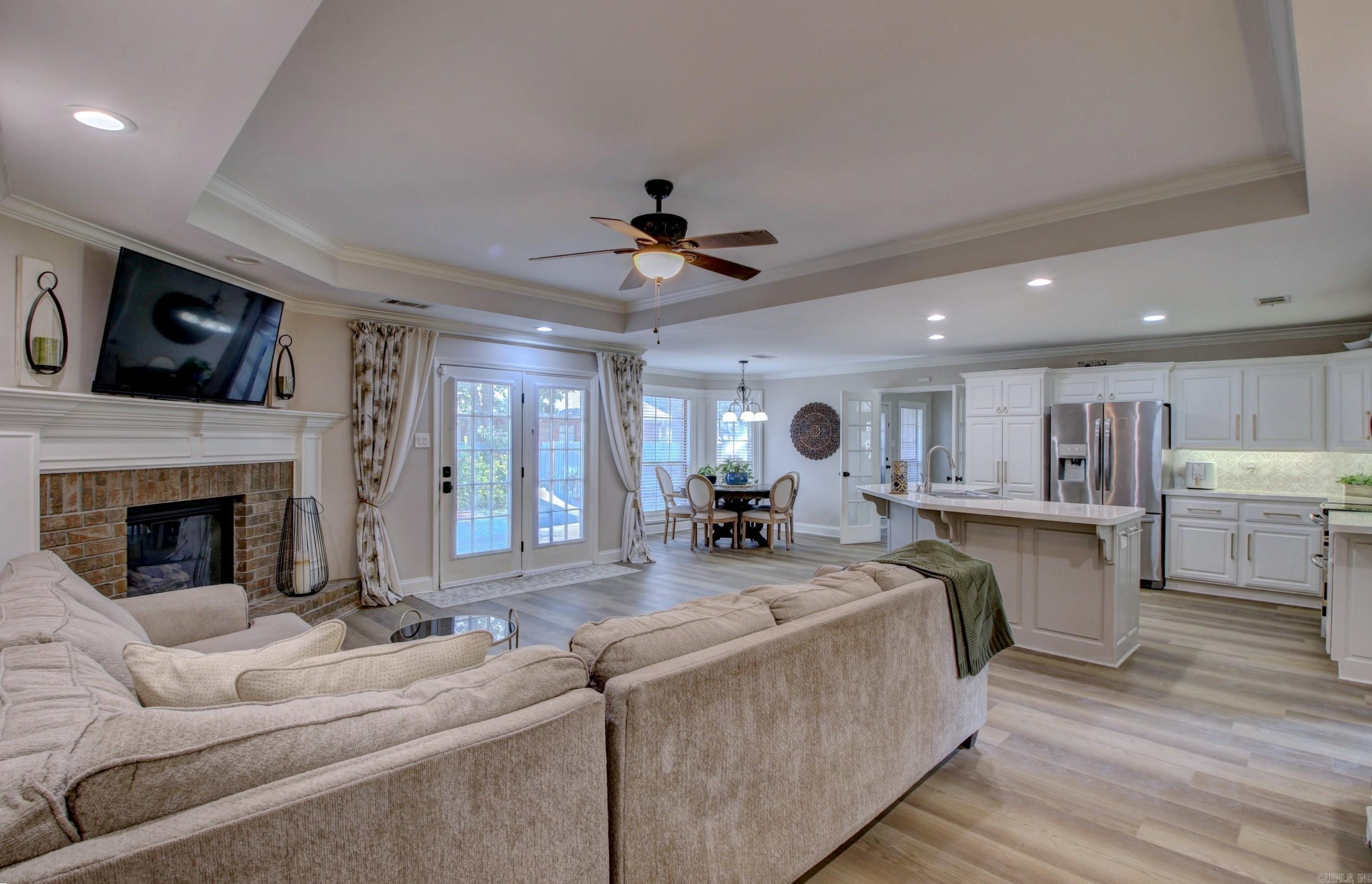 223 Chantilly Circle