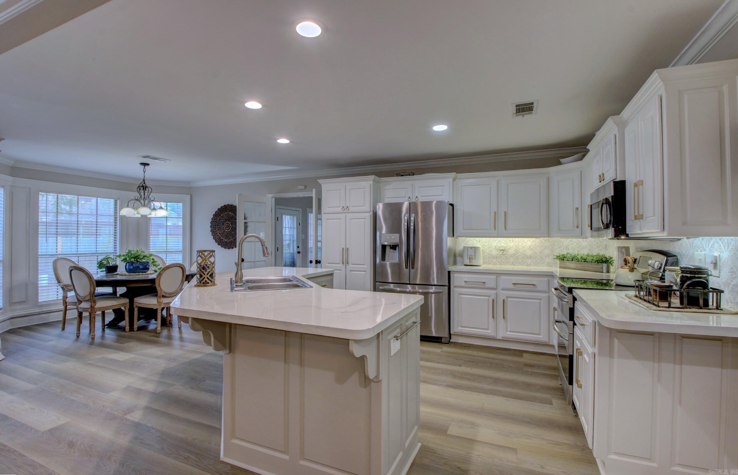 223 Chantilly Circle