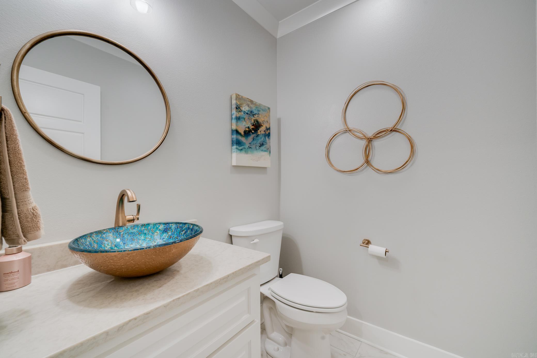 3945 Orchard Hill Drive