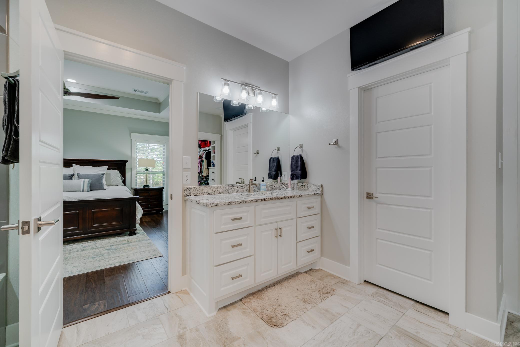 3945 Orchard Hill Drive