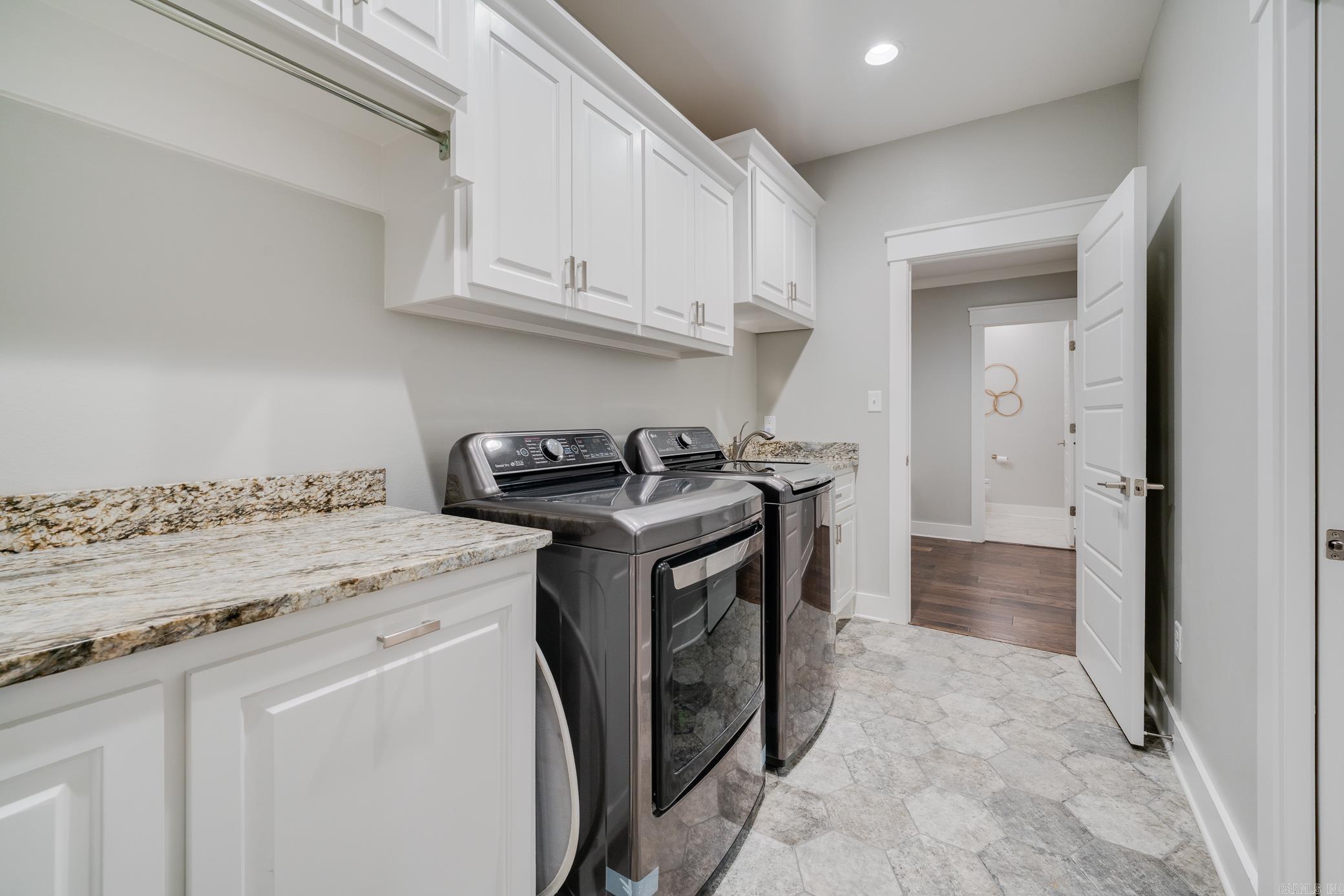 3945 Orchard Hill Drive