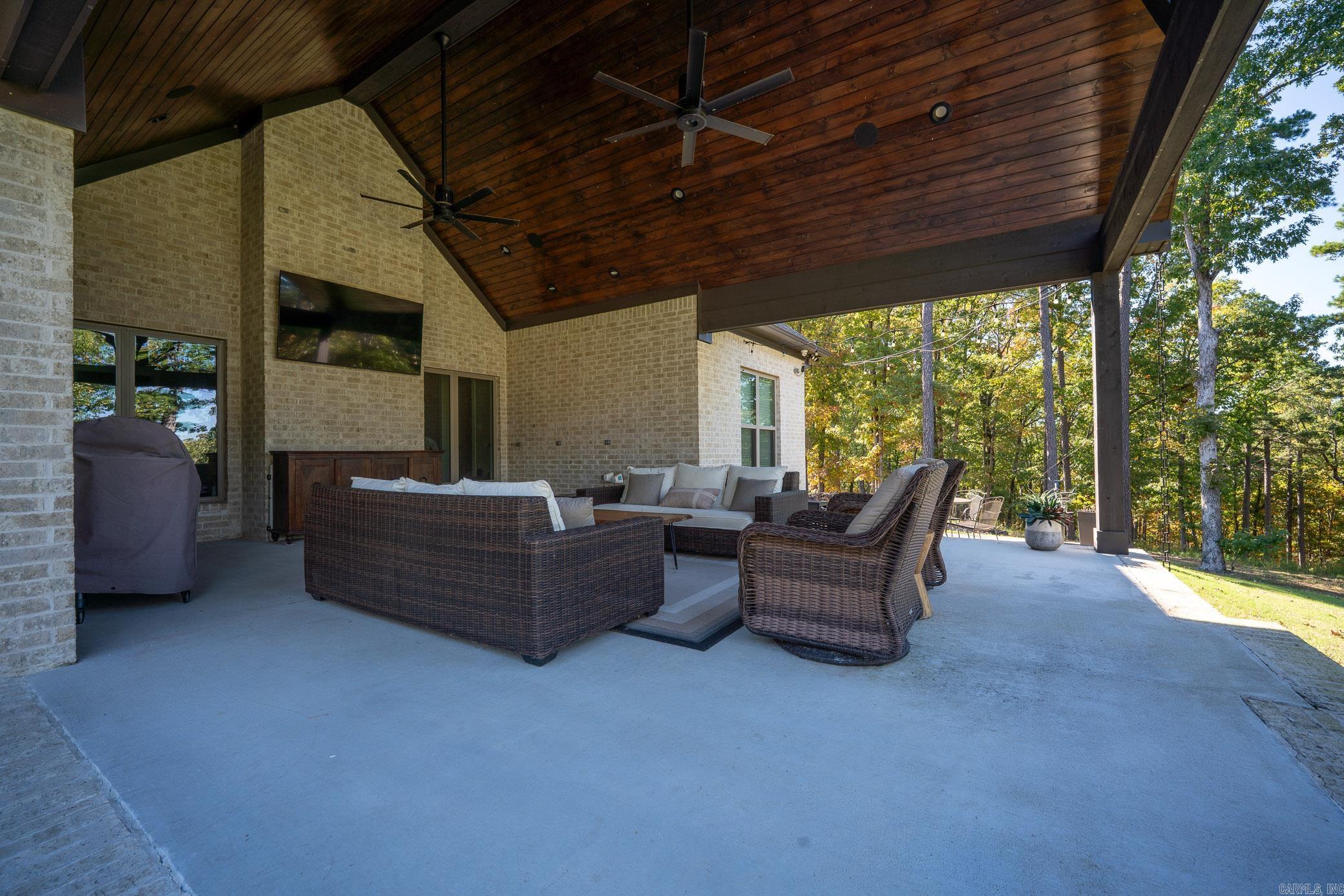 3945 Orchard Hill Drive