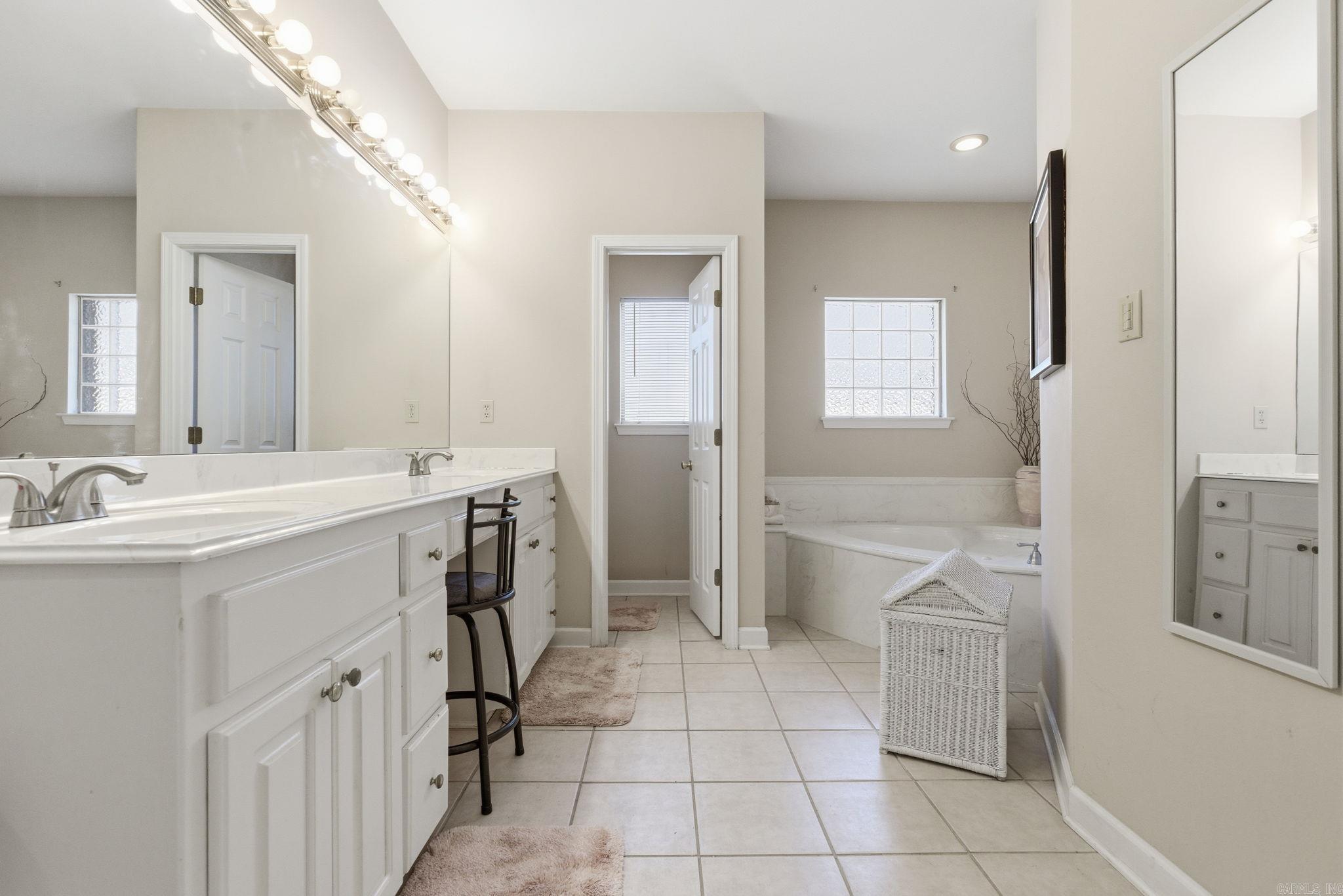 9007 Tall Timber Blvd