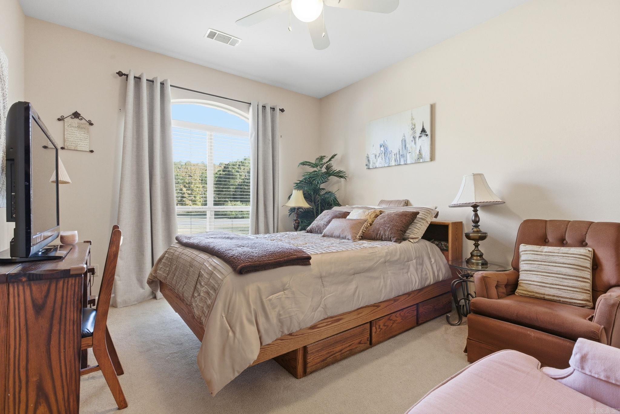 9007 Tall Timber Blvd