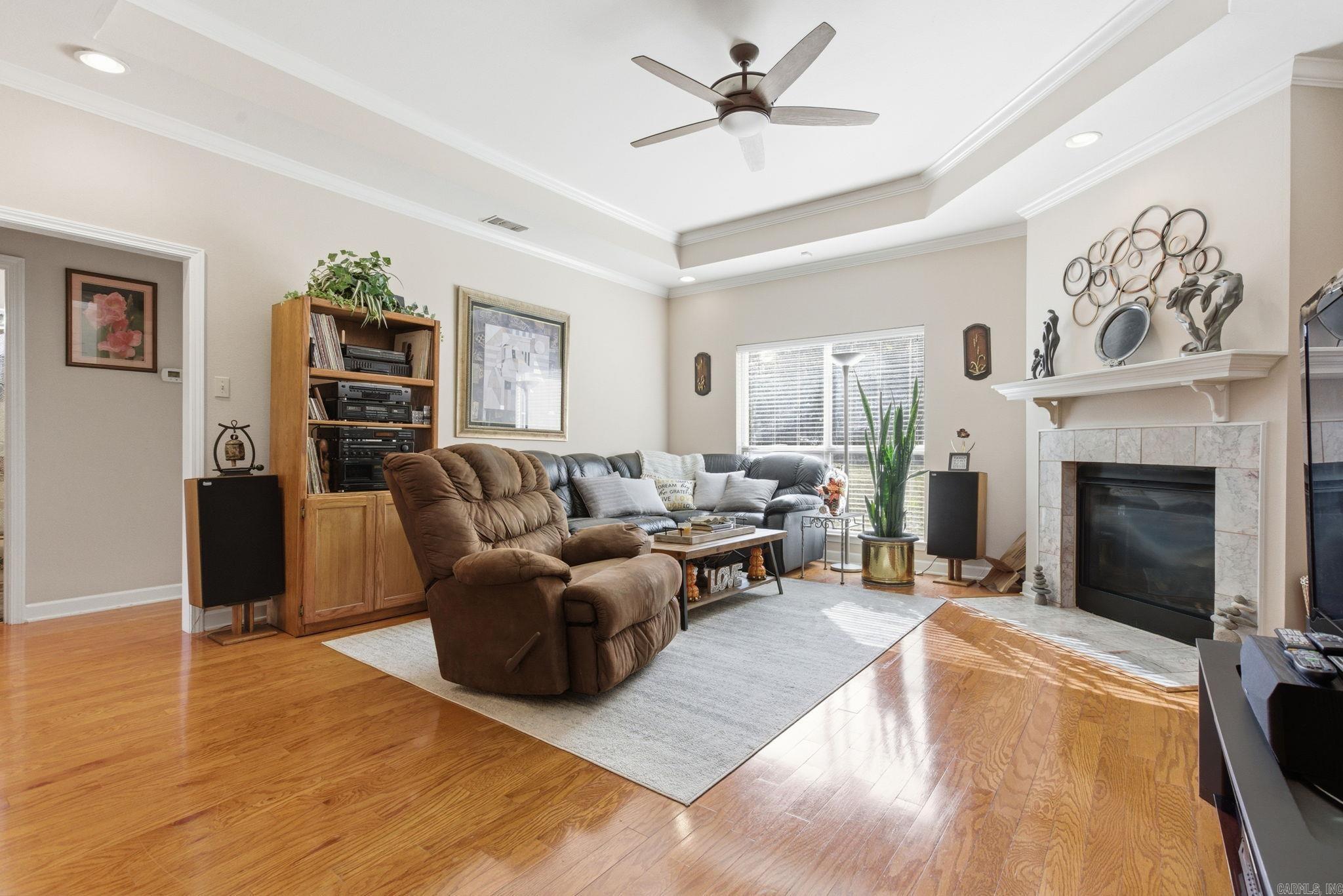 9007 Tall Timber Blvd